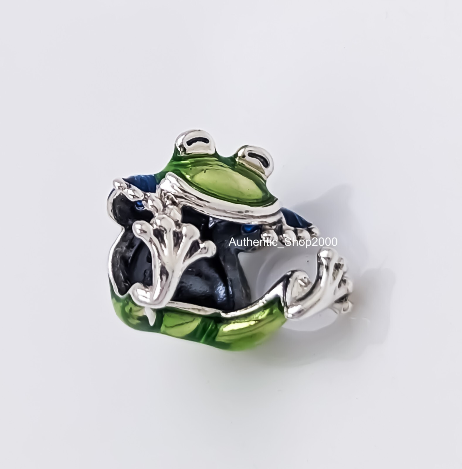 New 100% Authentic PANDORA Moments 925 Ale Green Climbing Frog Charm 793342C01