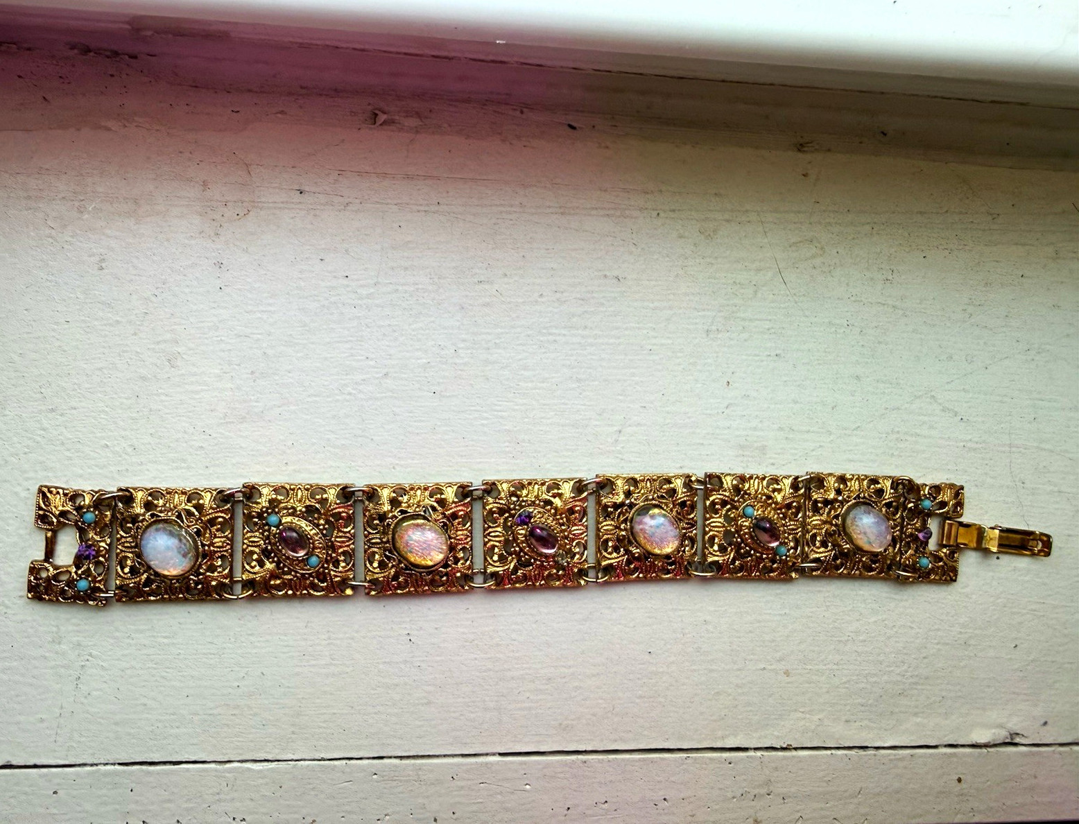 Gold Tone Oval Multicolor Opal Link Statement Bracelet Box Clasp 7 in