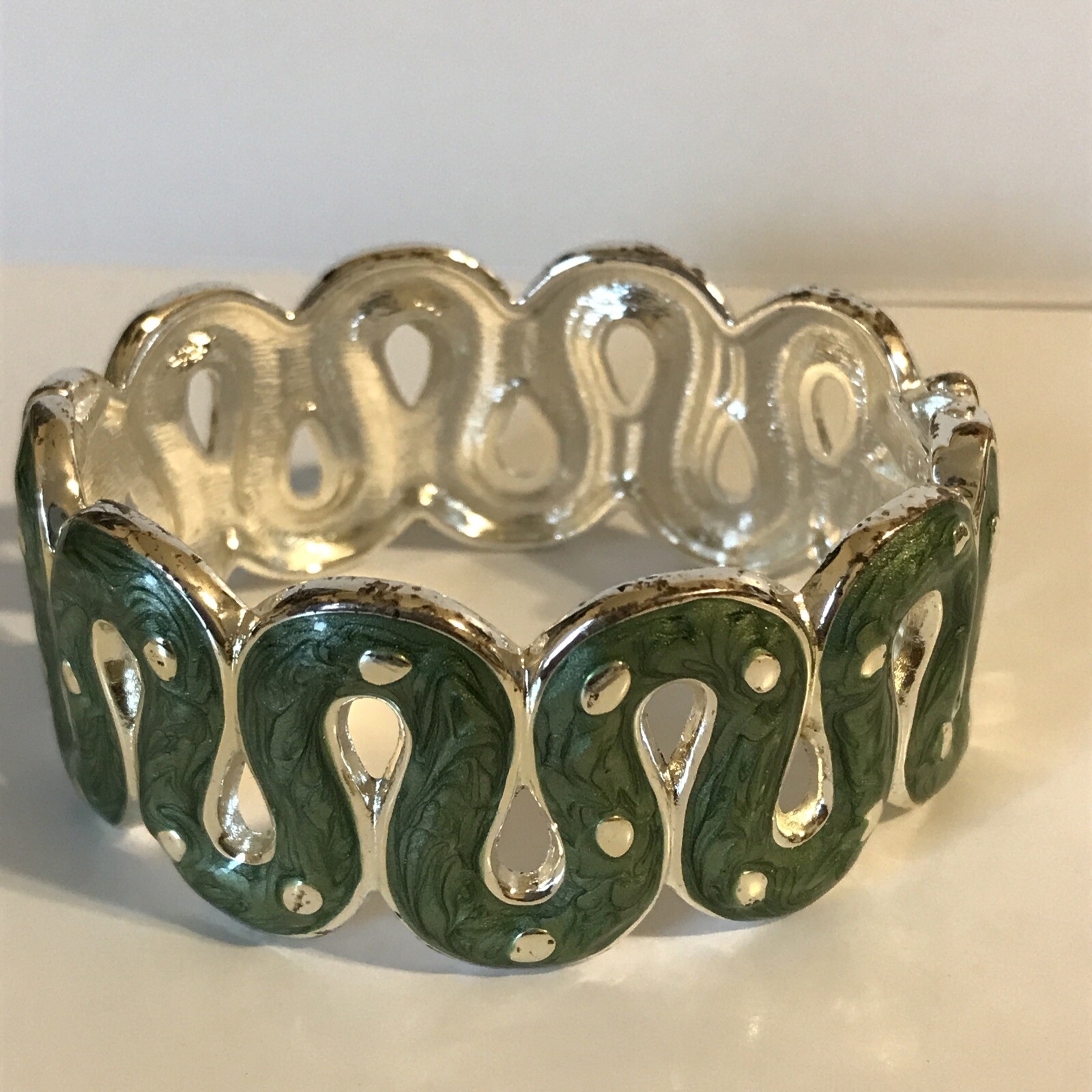 Green & Silver Dots Enamel Metal Hinged Clamper Style Silver Tone Bracelet