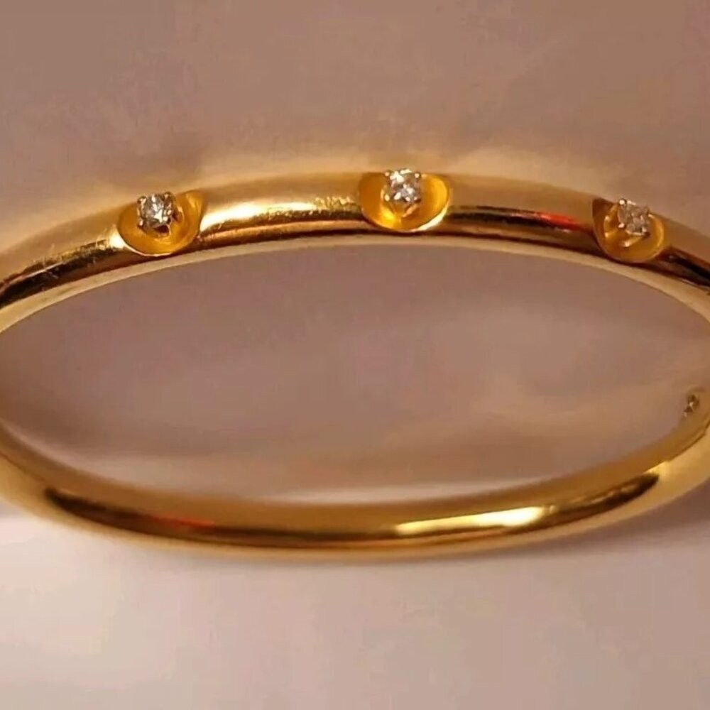 VINTAGE~14K YELLOW GOLD~DIAMOND~BANGLE BRACELET~GREAT CONDITION