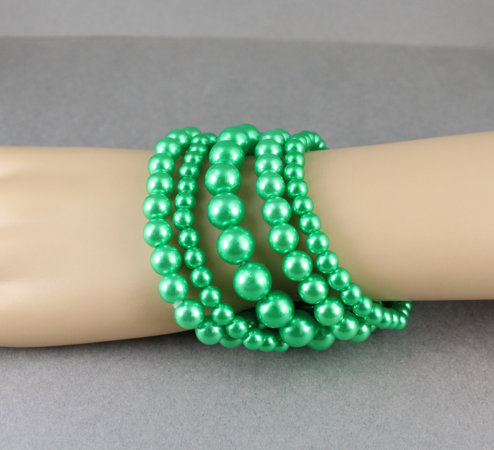 green faux pearl bracelet set pack of 5 bead stretch beads beaded 6mm 8mm 9mm