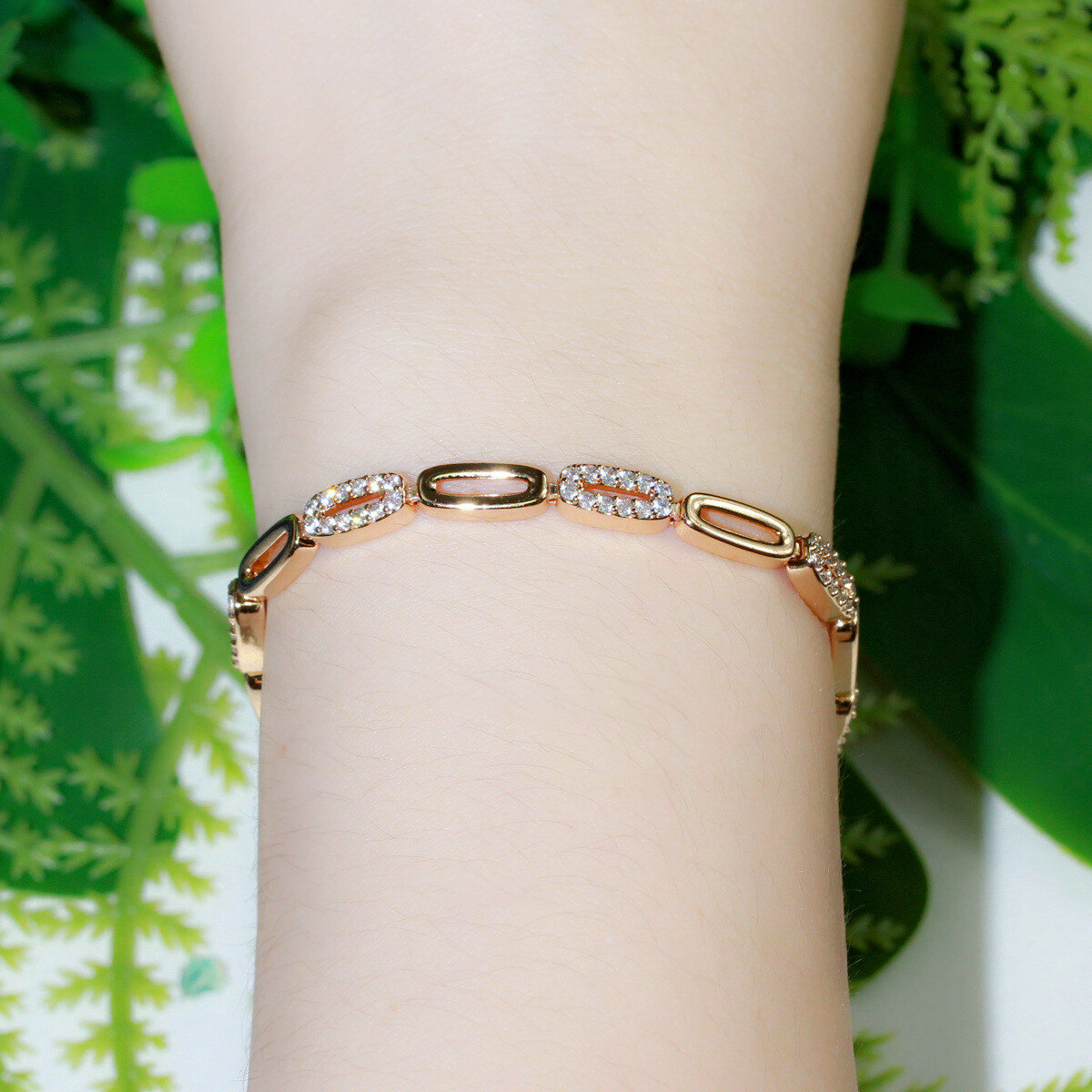 585 Gold Plated Micro Pave CZ Tennis Round Link Chain Bracelet for Ladies Party