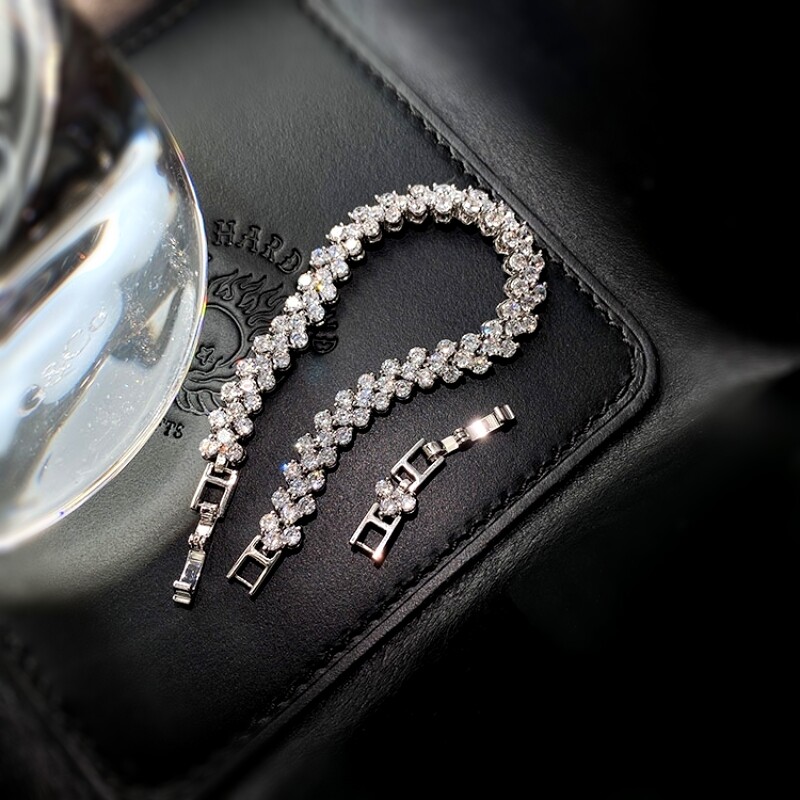 18k white gold gf made with Swarovski crystal sparkling roman tennis bracelet