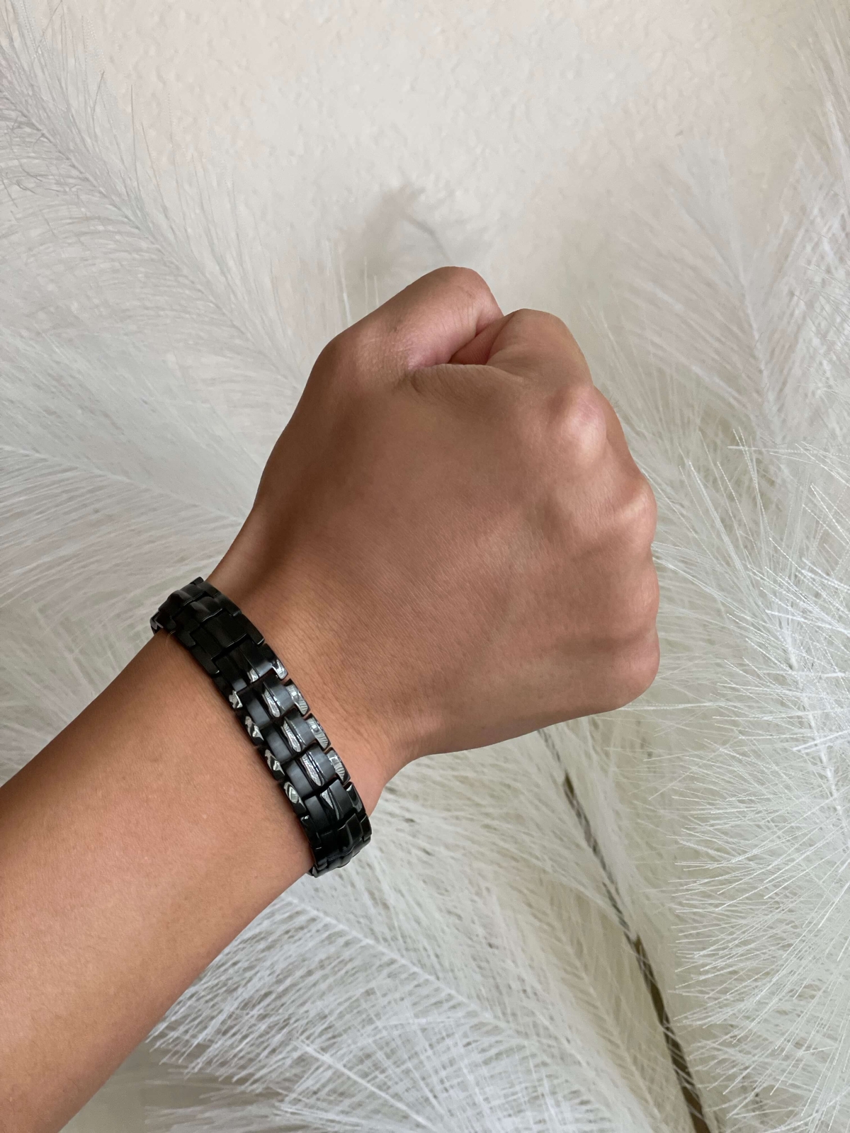 Gorgeous Magnetic Bracelet Balance Energy Power Arthritis Pain Relief Men Women
