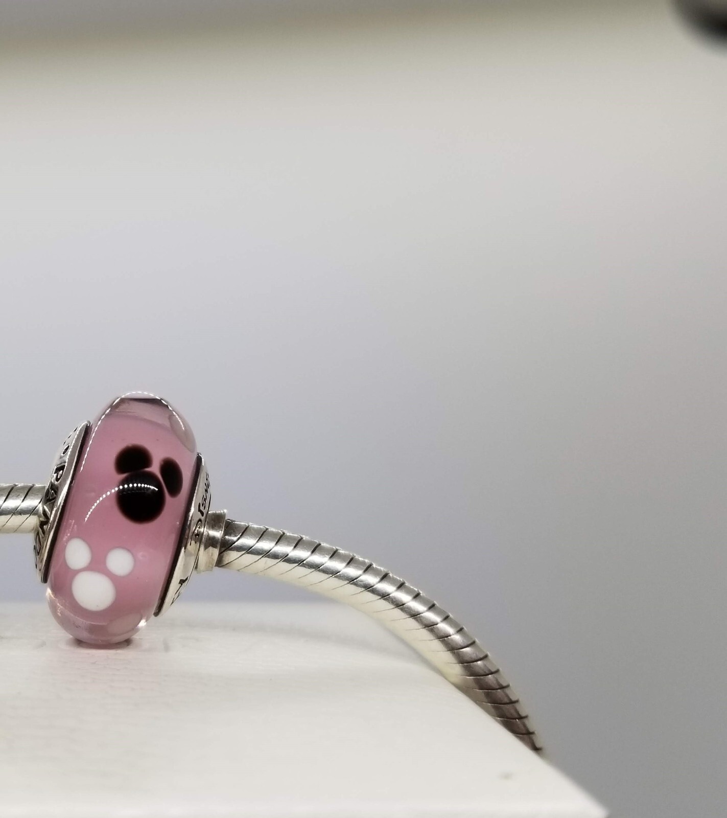 Authentic Pandora Disney Mickey Mouse Icon Pink Murano Glass Parks Exclusive