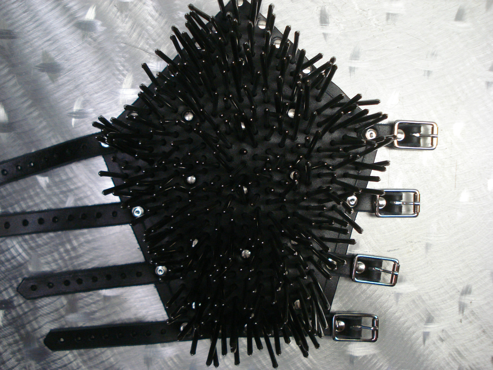 LEATHER NAILED GAUNTLETS… BLACK METAL… (MDLG0085)….. MUTIILATION’S