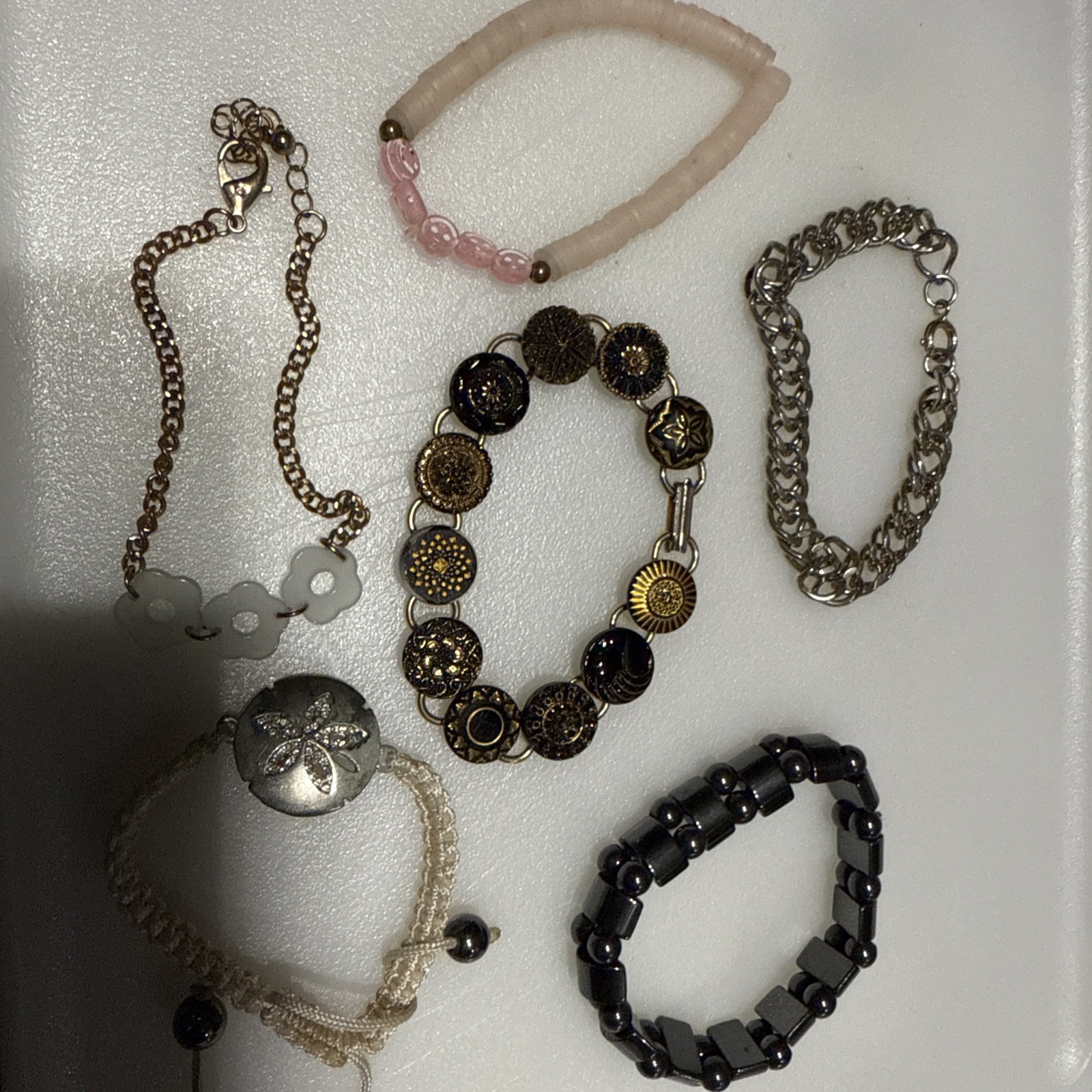 6 Bracelets