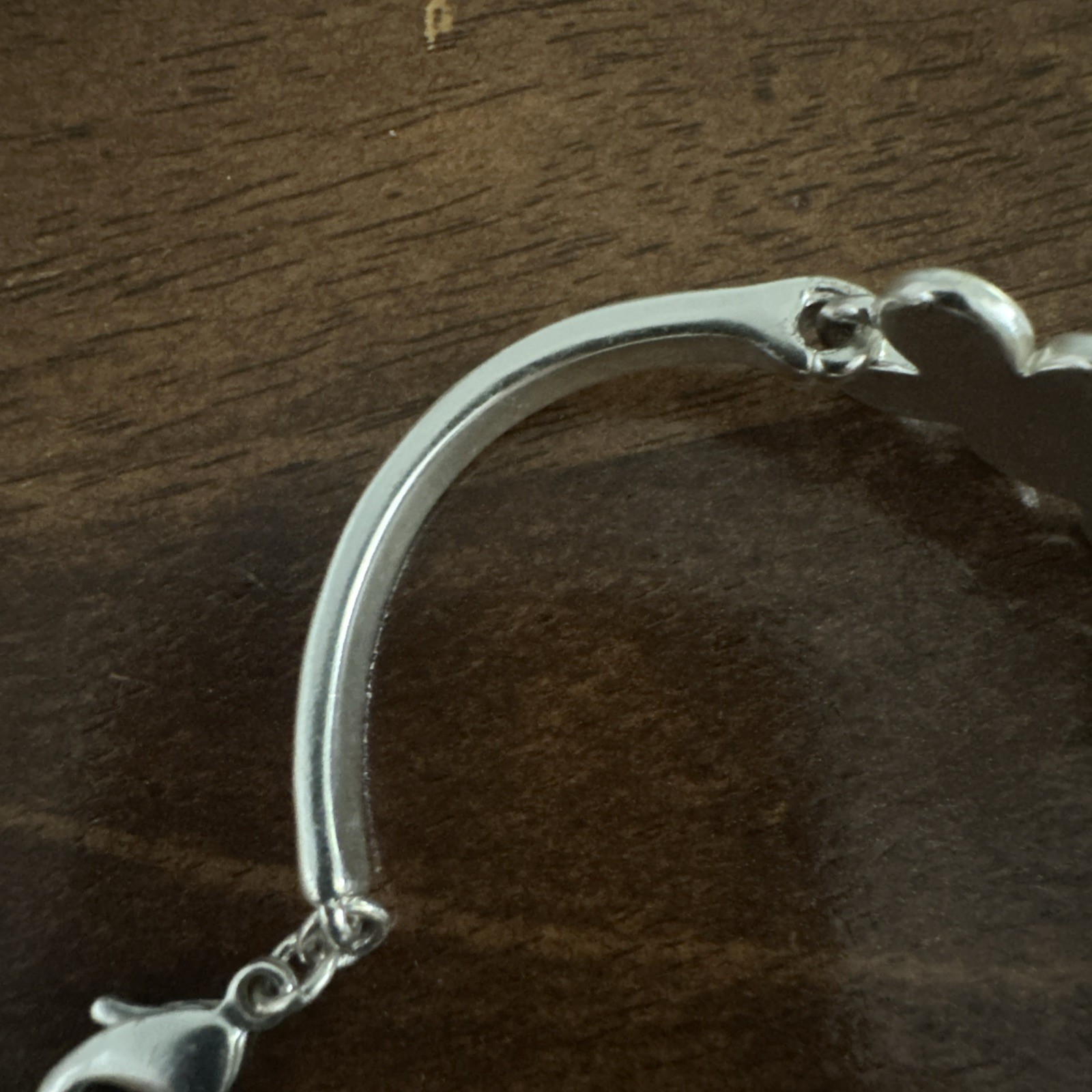 Lucky Brand Silver Tone Blue Stone Heart/Petal Cuff Bracelet, NWT $39