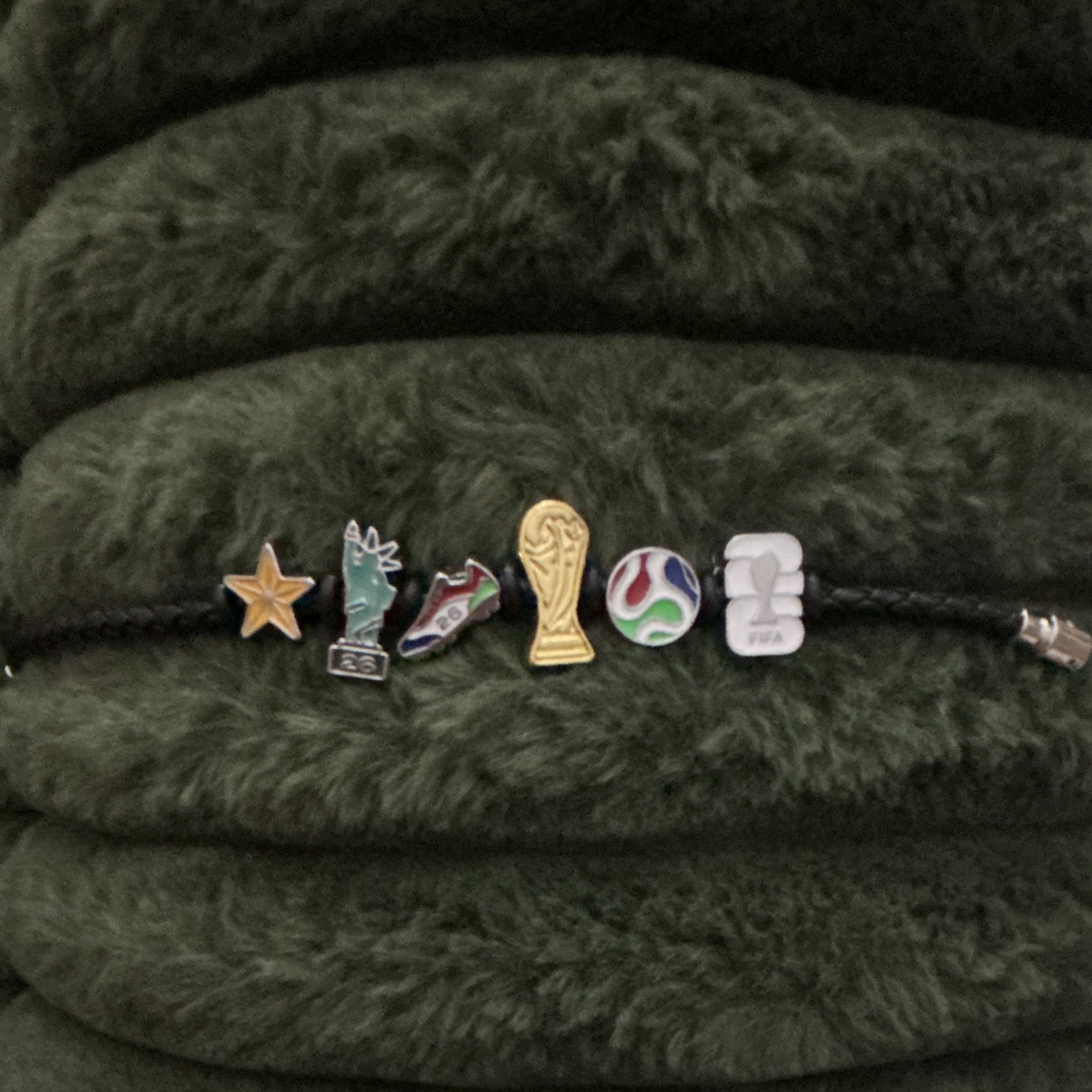 BofA FIFA 2026 fan band