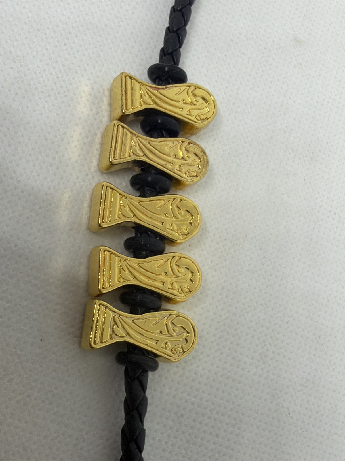 NEW! FIFA WORLD CUP 2026 RARE!! TROPHY CHARMS BLACK/GOLD BRACELET