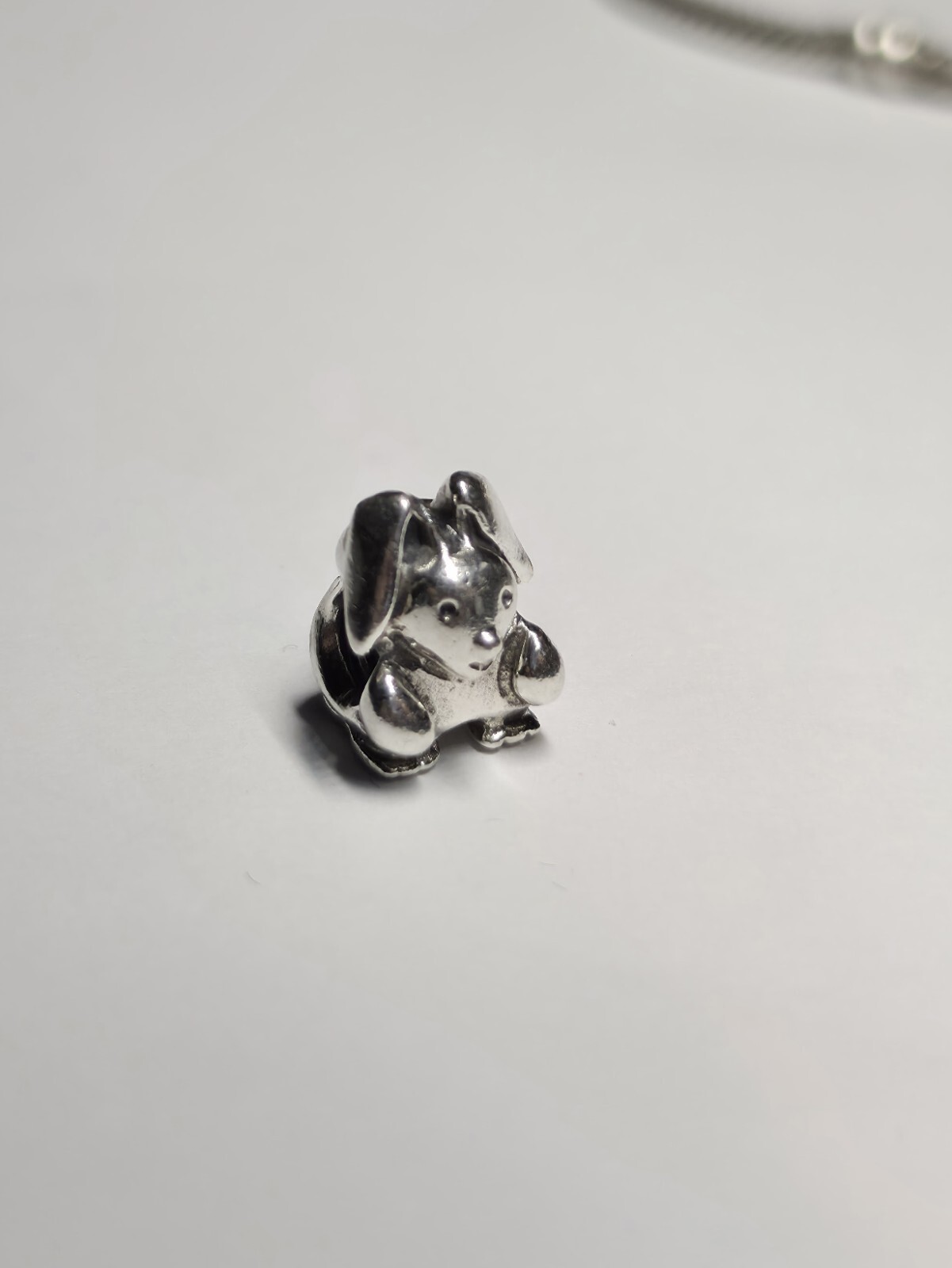 Genuine Pandora Charm Bead “Cute Easter Bunny” 791121 – retired