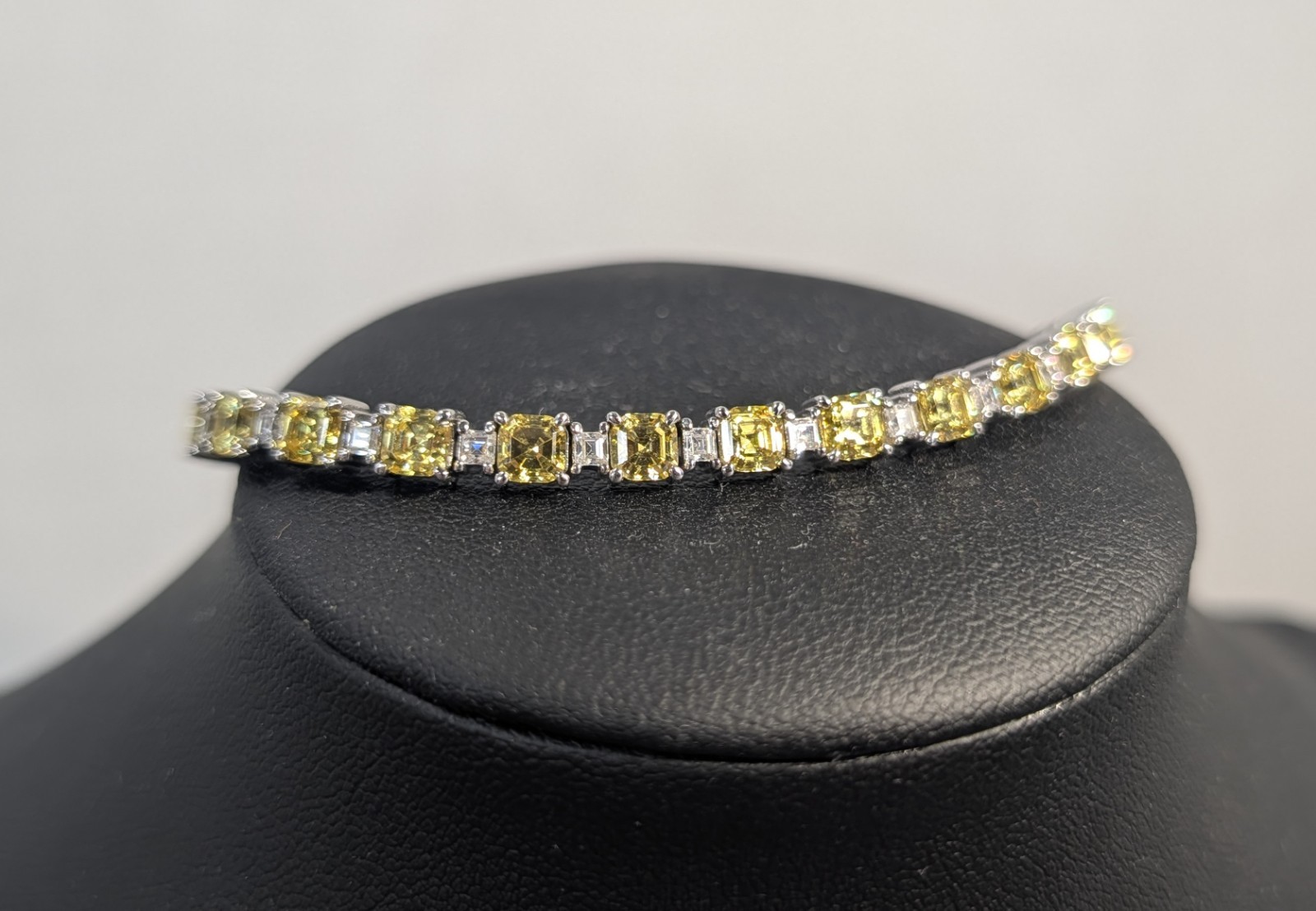 ** (NOS) Jean Dousset Absolute SS Canary Line Bracelet (~14g) AQ-83