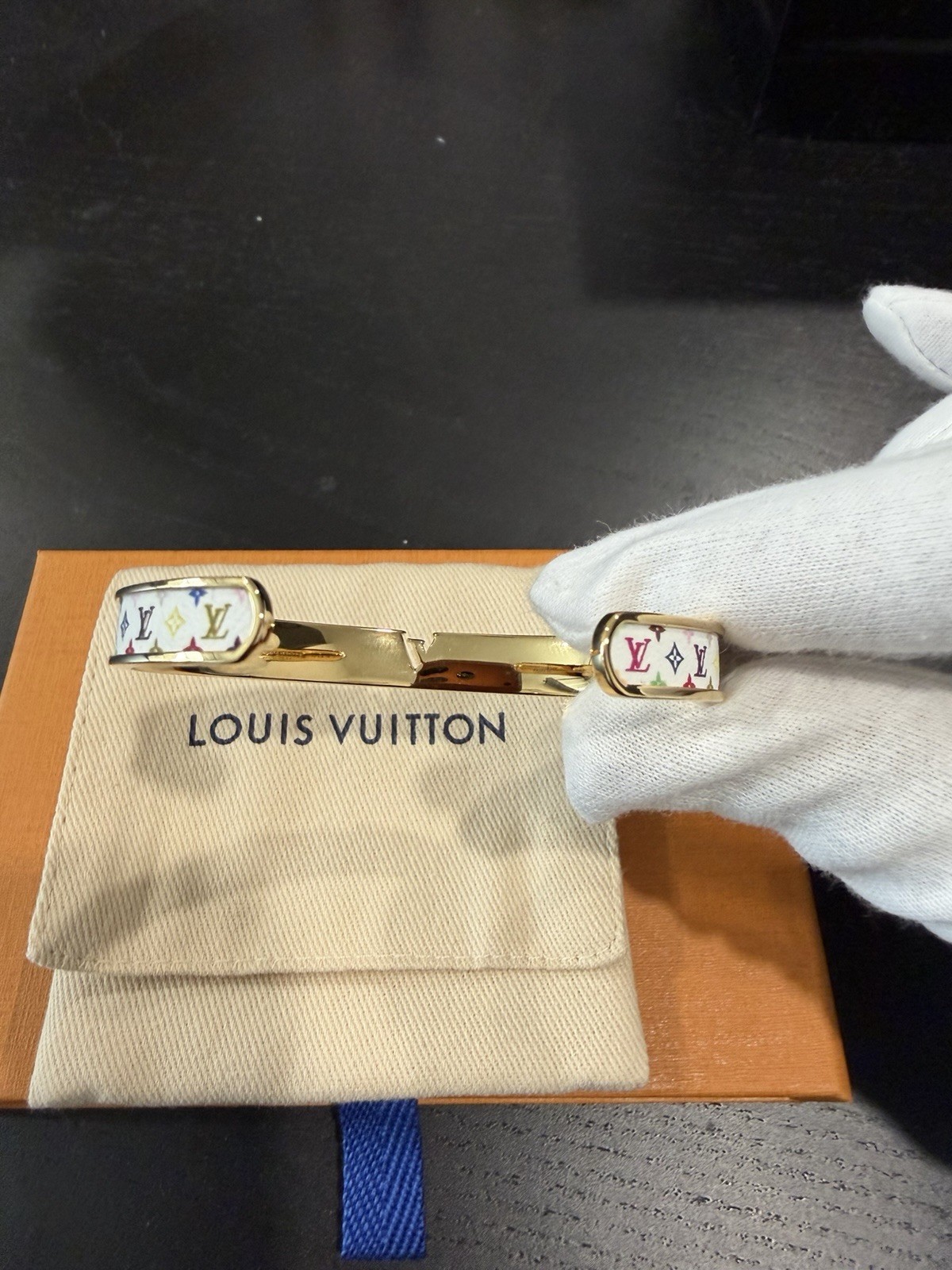 Louis Vuitton Murakami Initiales LV Bracelet Medium White Gold