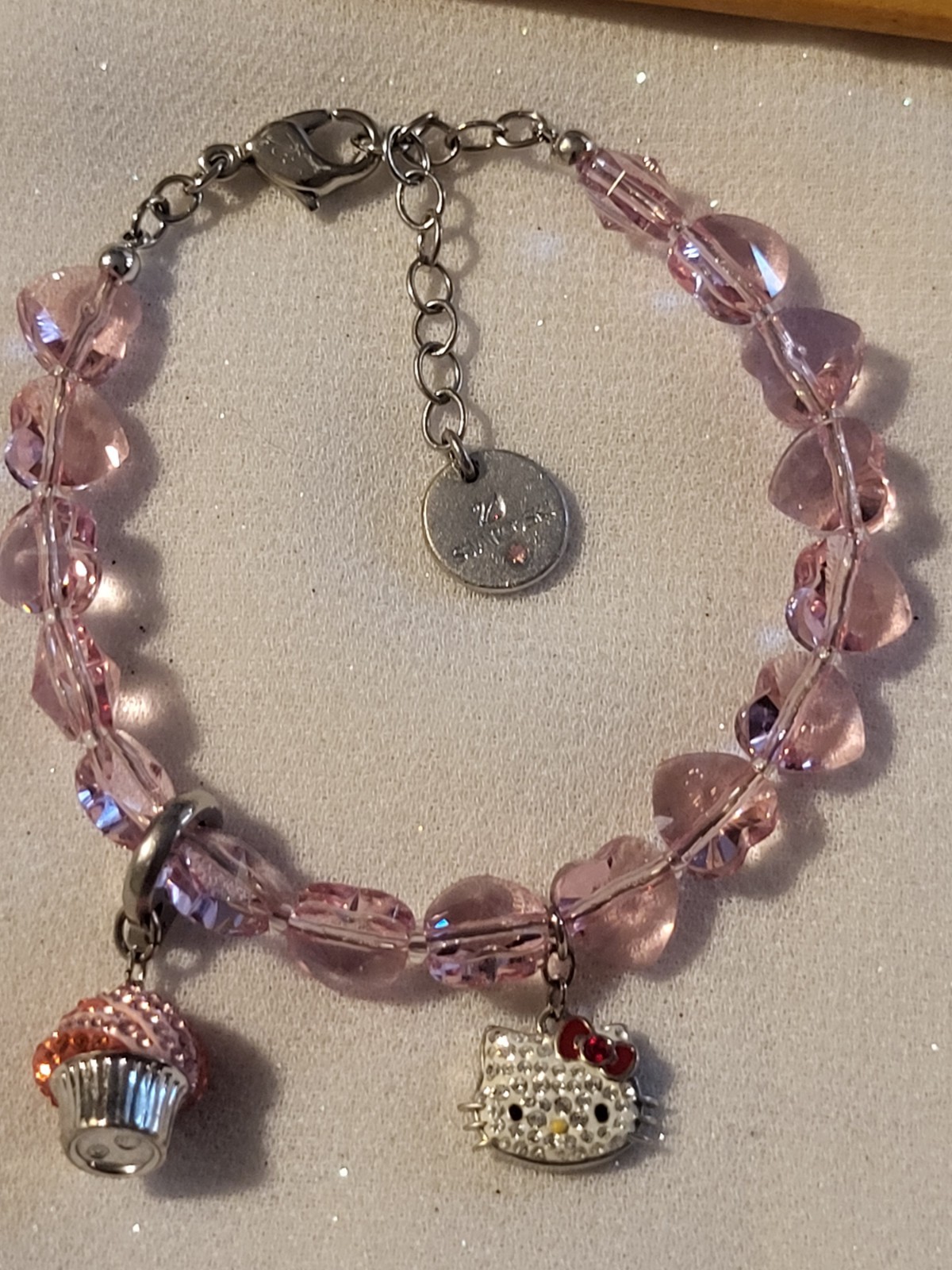 Rare Swarovski x Hello Kitty Limited Edition Pink Bracelet Box – Excellent