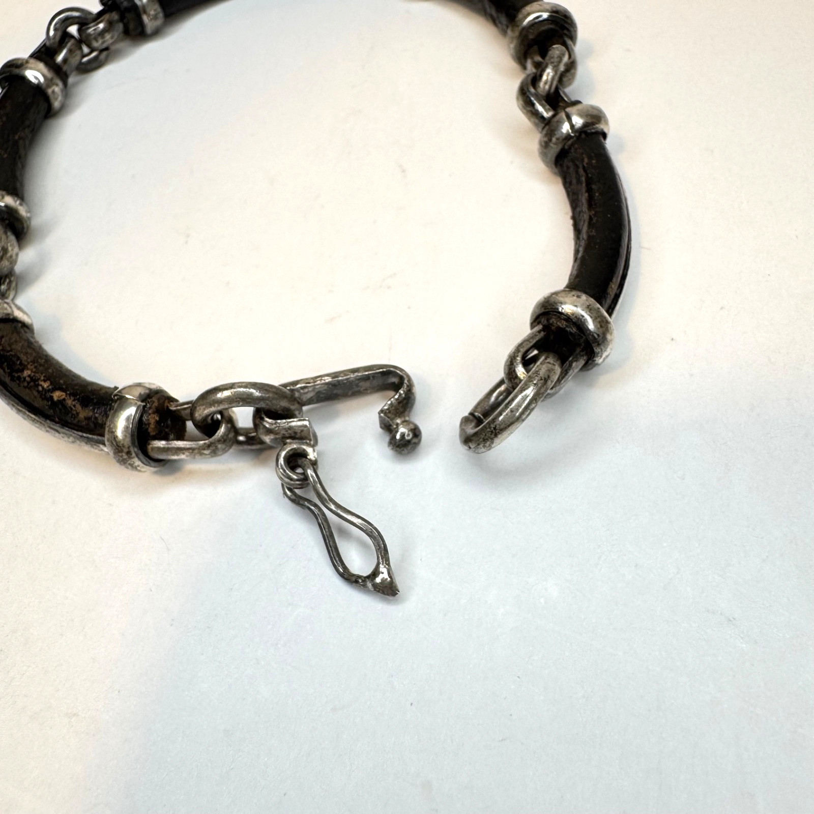 Vintage Taxco Mexico 925 Sterling Silver & Black Leather Inlay Bracelet TA-112