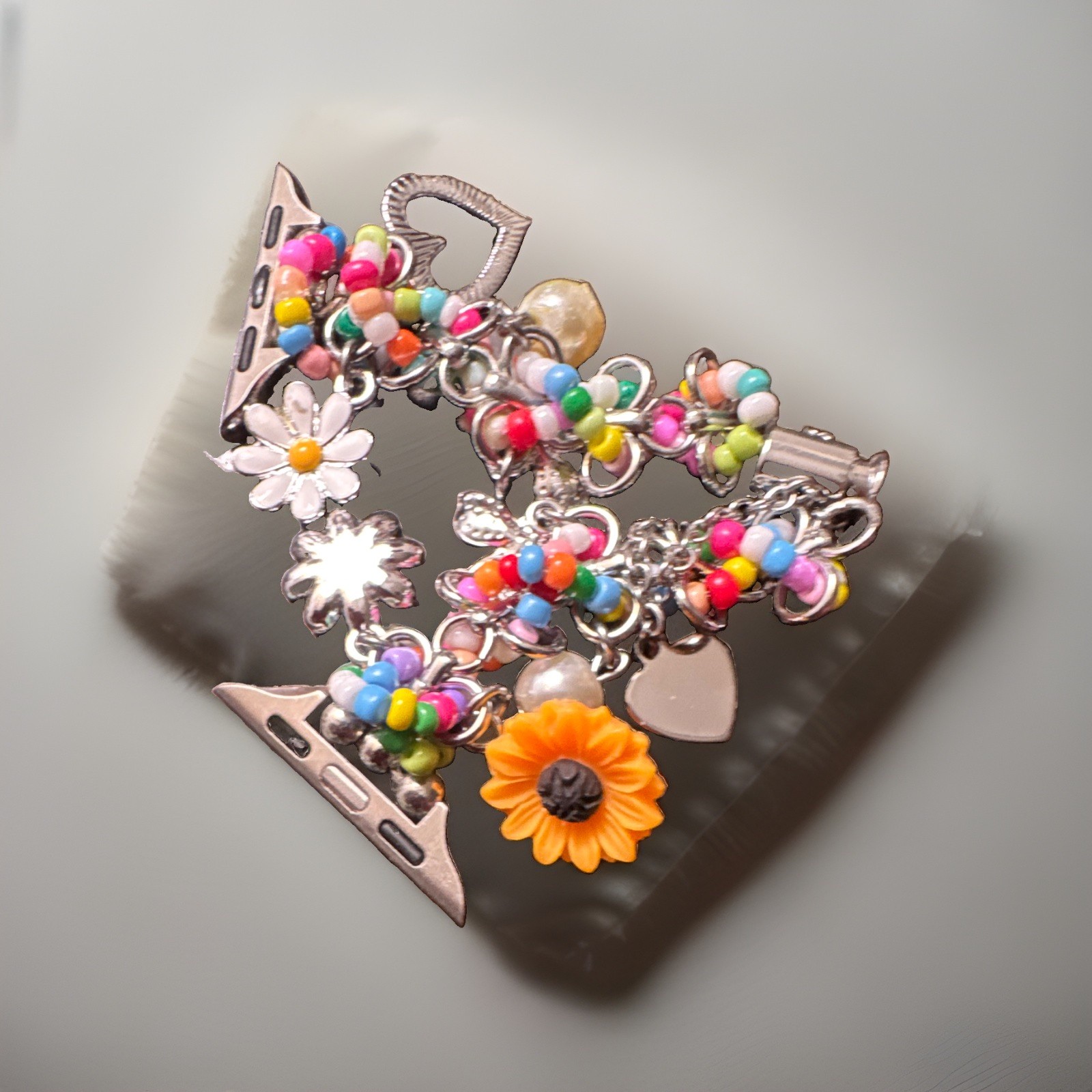 Multicolor Beaded Link Apple Watch Band Daisy Heart Dangle