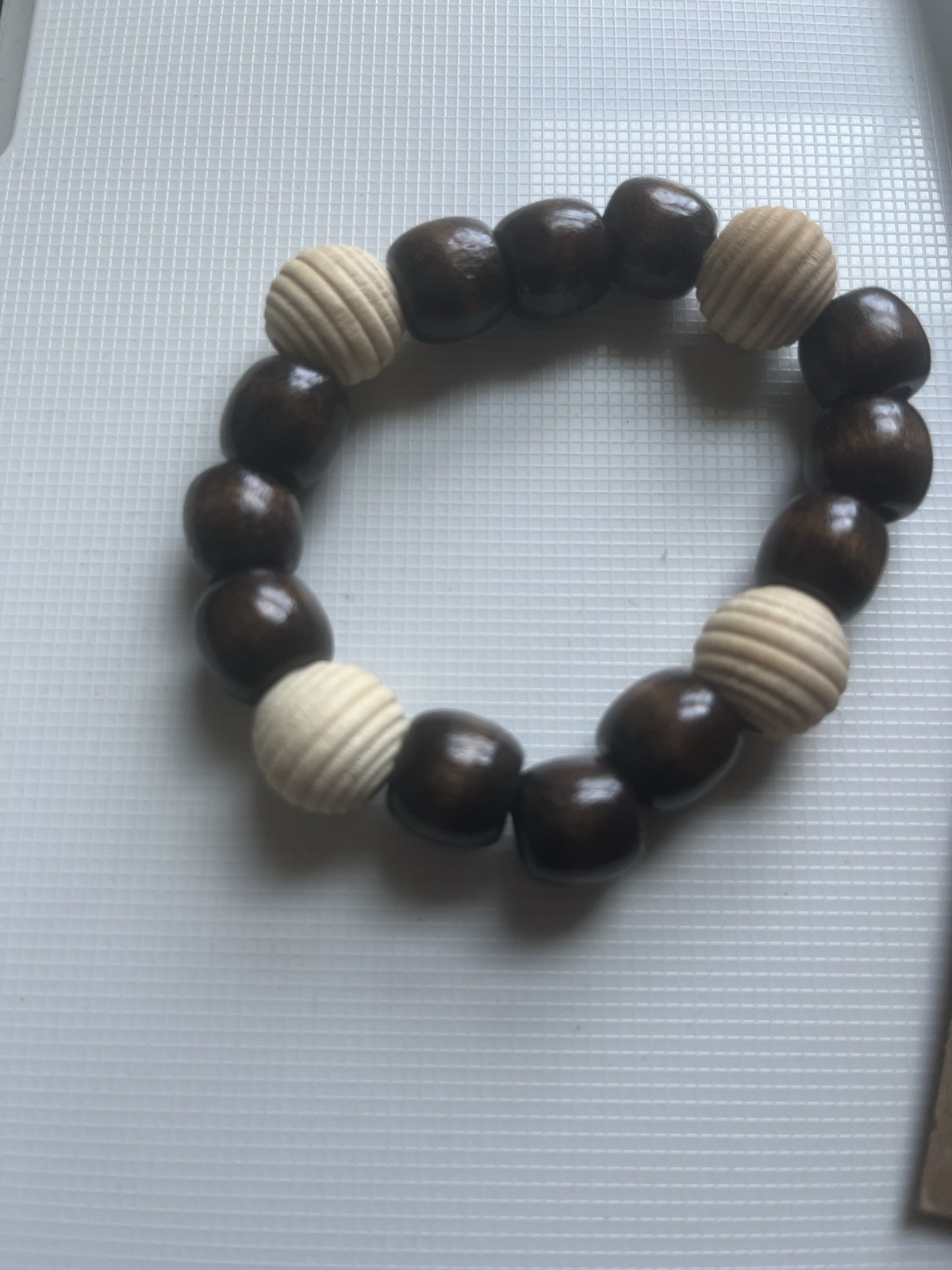 Brown & White Wooden Round Beaded Stretch Bracelet, Sizable, No Stone