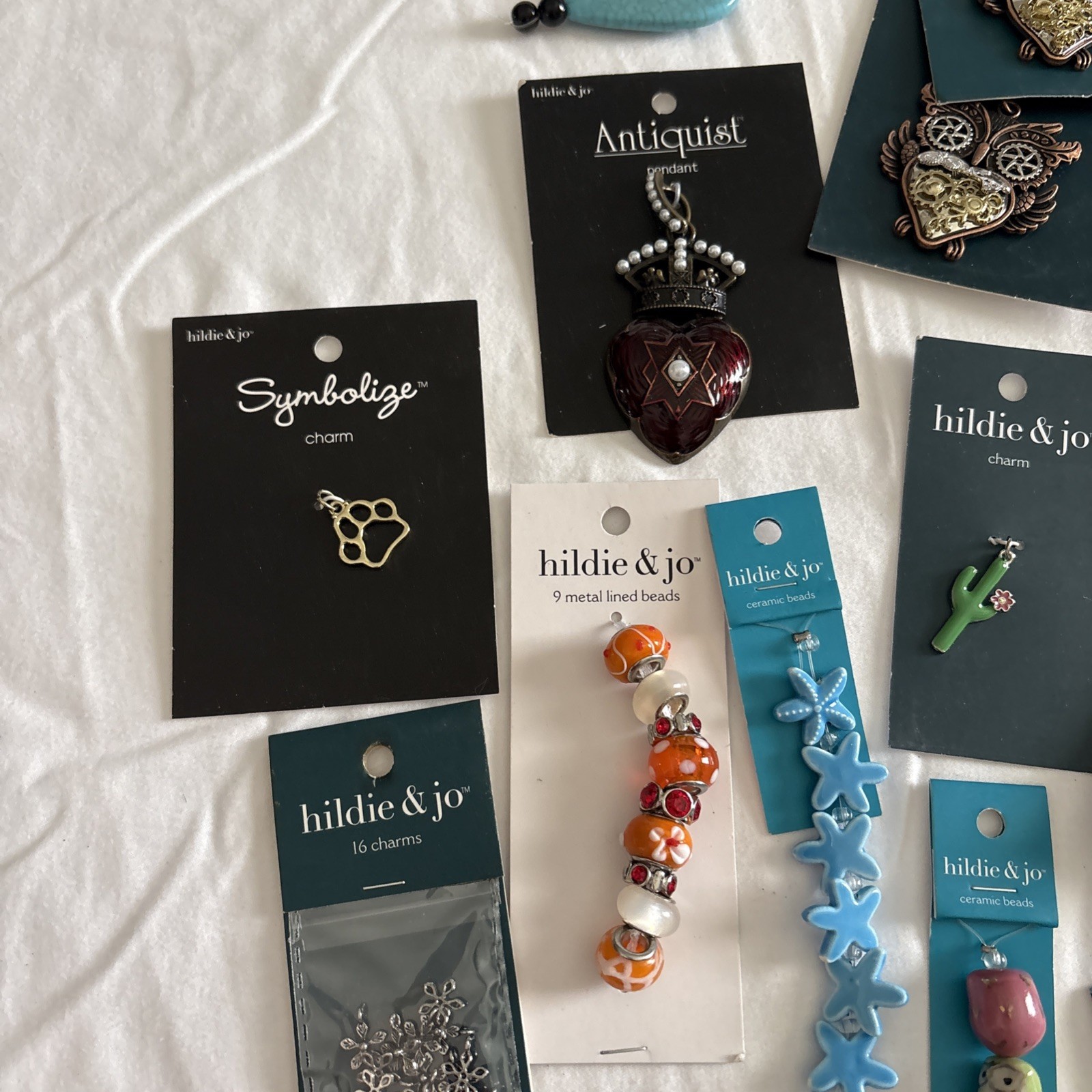 New Large Lot Of Hildie & Jo Charms Beads Pendants