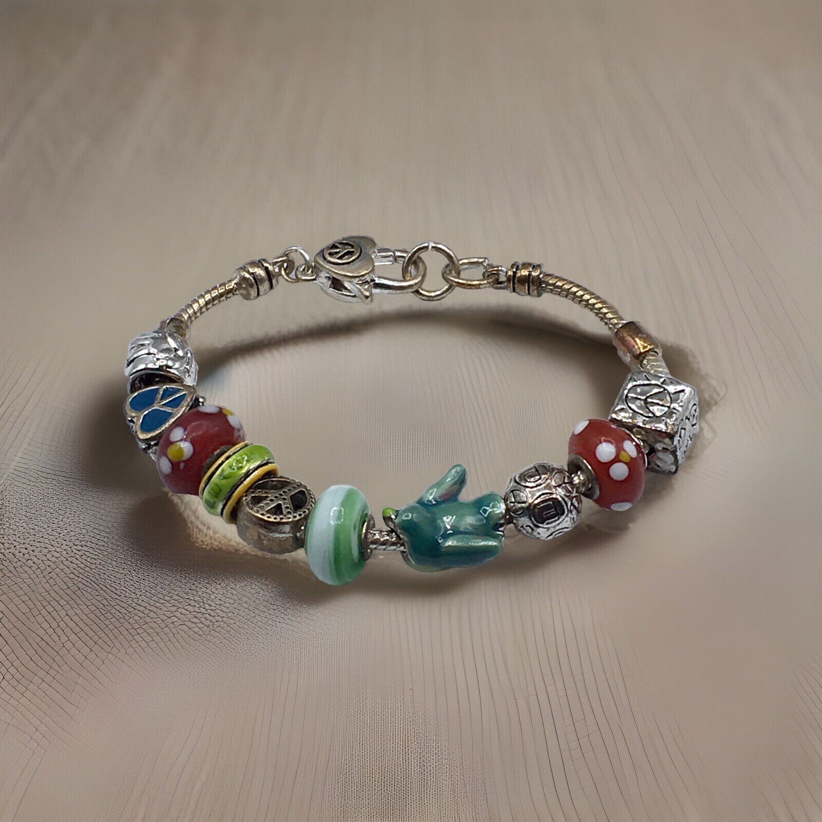 Silver Tone 8″ Snake Chain Bracelet Bird Peace Sign Heart Blue Red Glass Beads