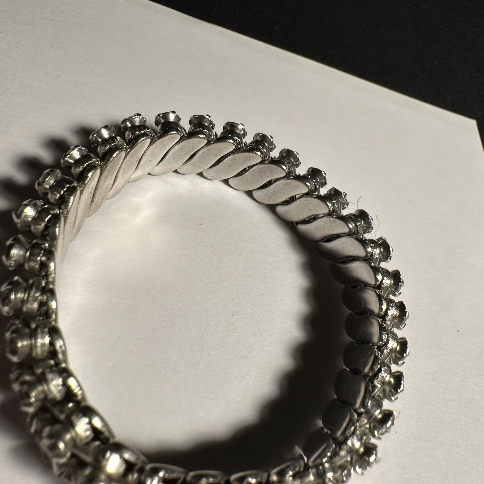 Women’s Silver Tone / Rhinestone Expansion Stretch Bracelet 6 1/4 Inch