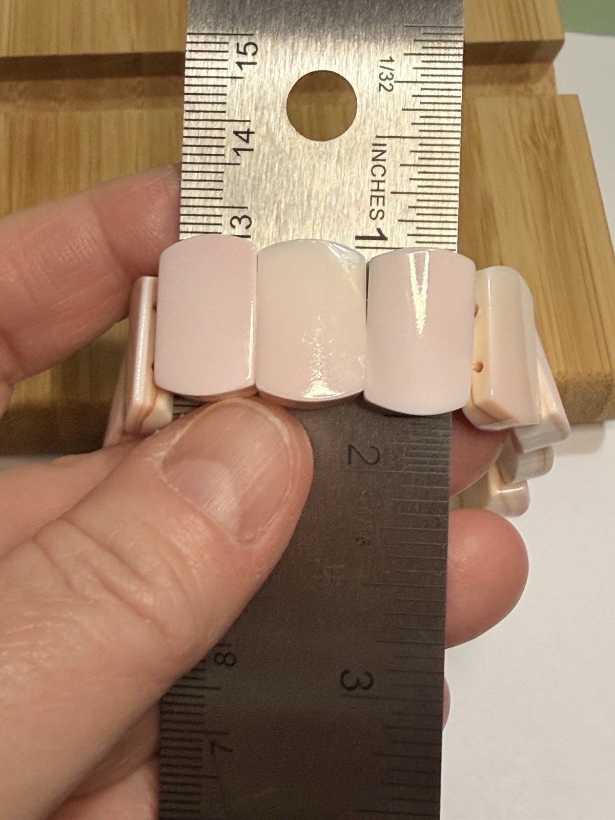 Genuine pink Conch shell Stretch bracelet 6.5 Inch