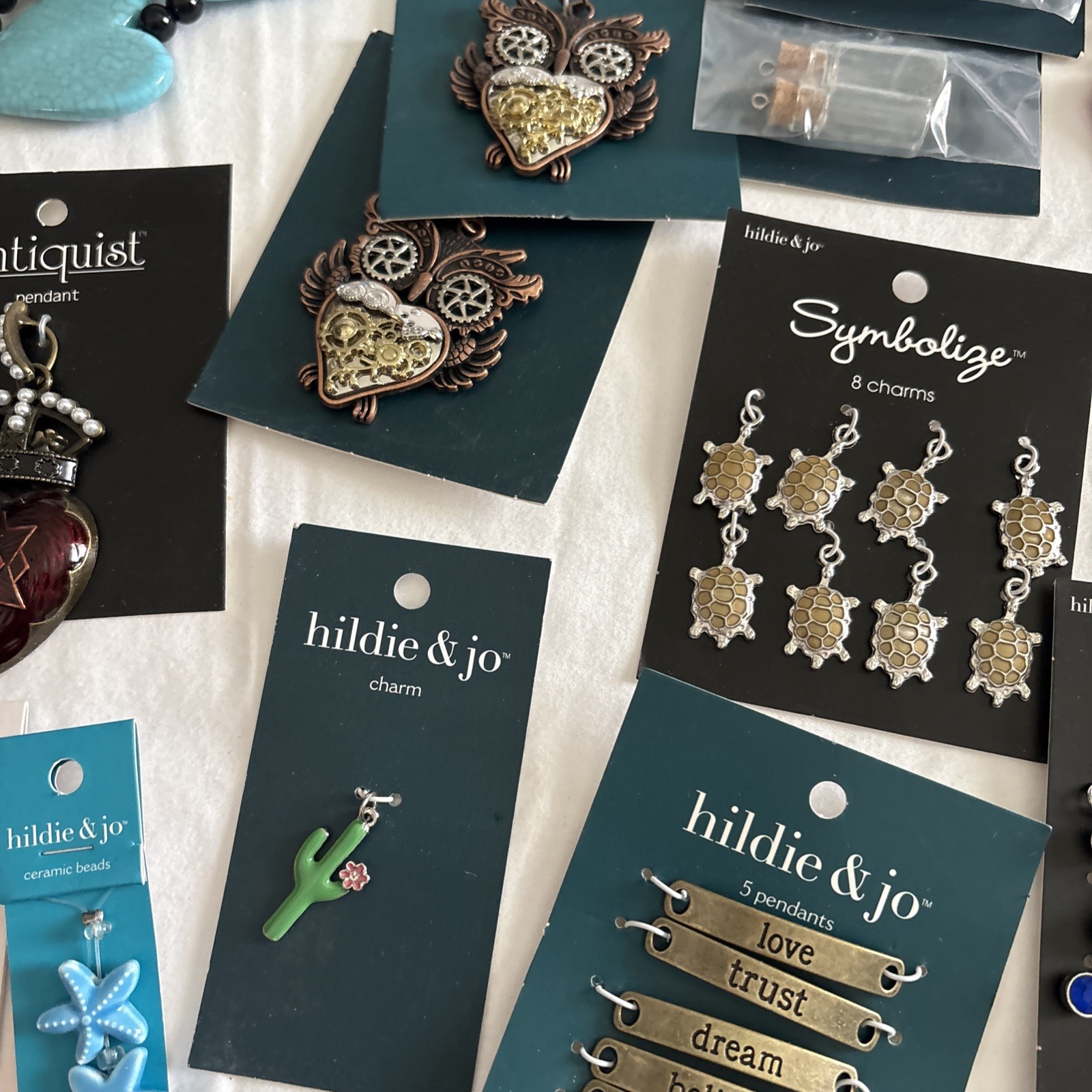 New Large Lot Of Hildie & Jo Charms Beads Pendants