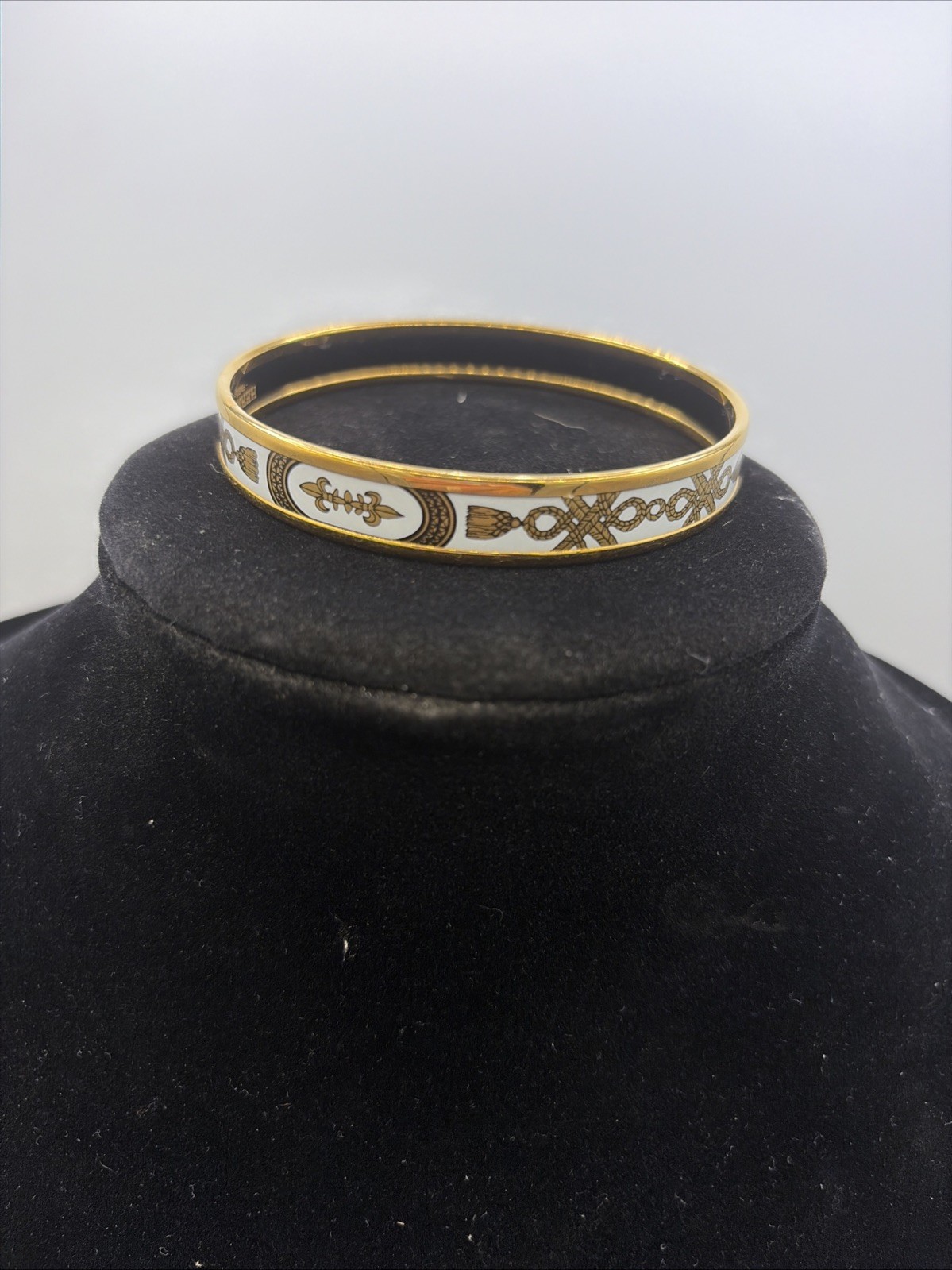 RARE Hermes Paris Enamel Narrow Grand Apparat Bangle Bracelet Gold Printed Desi