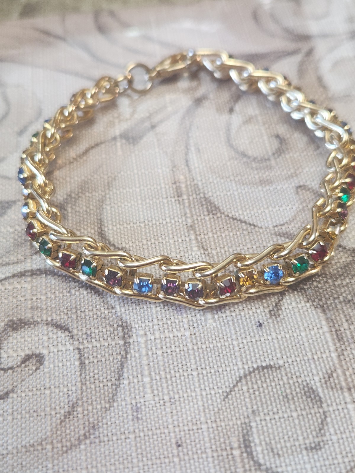 Goldtone Bracelet Rhinestones of Blue Red Green Yellow Purple 7 1/2″