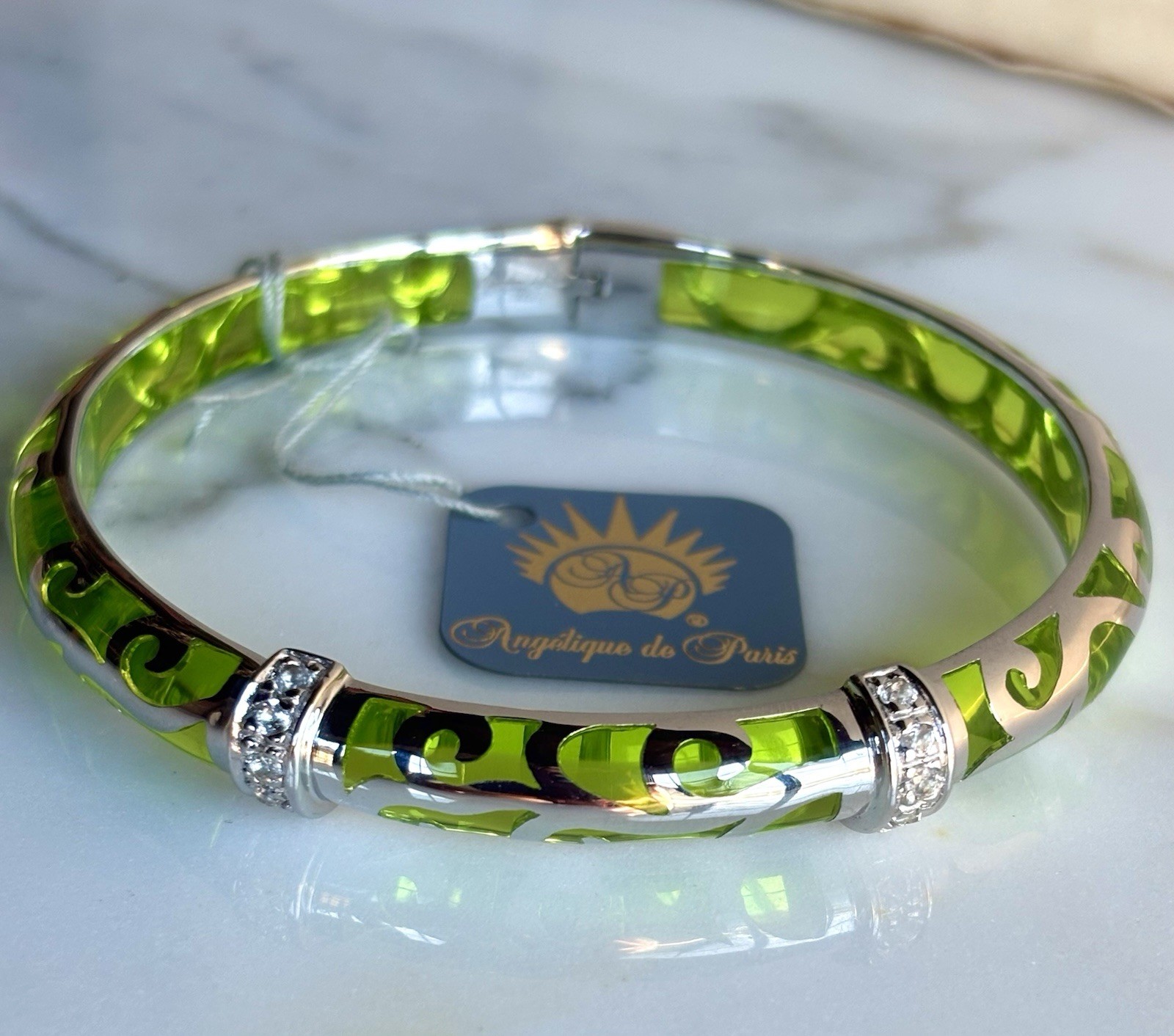 ANGELIQUE DE PARIS STERLING SILVER VERANDA RESIN LUCITE BRACELET GREEN NEW W/TAG