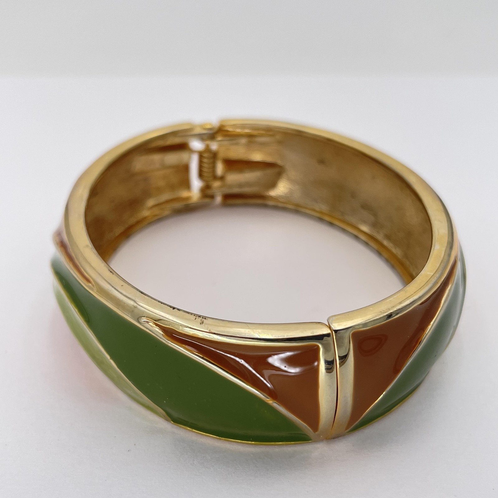 Enamel Hinged Bangle Bracelet Womens Gold Tone Green Orange Clamper Geometric