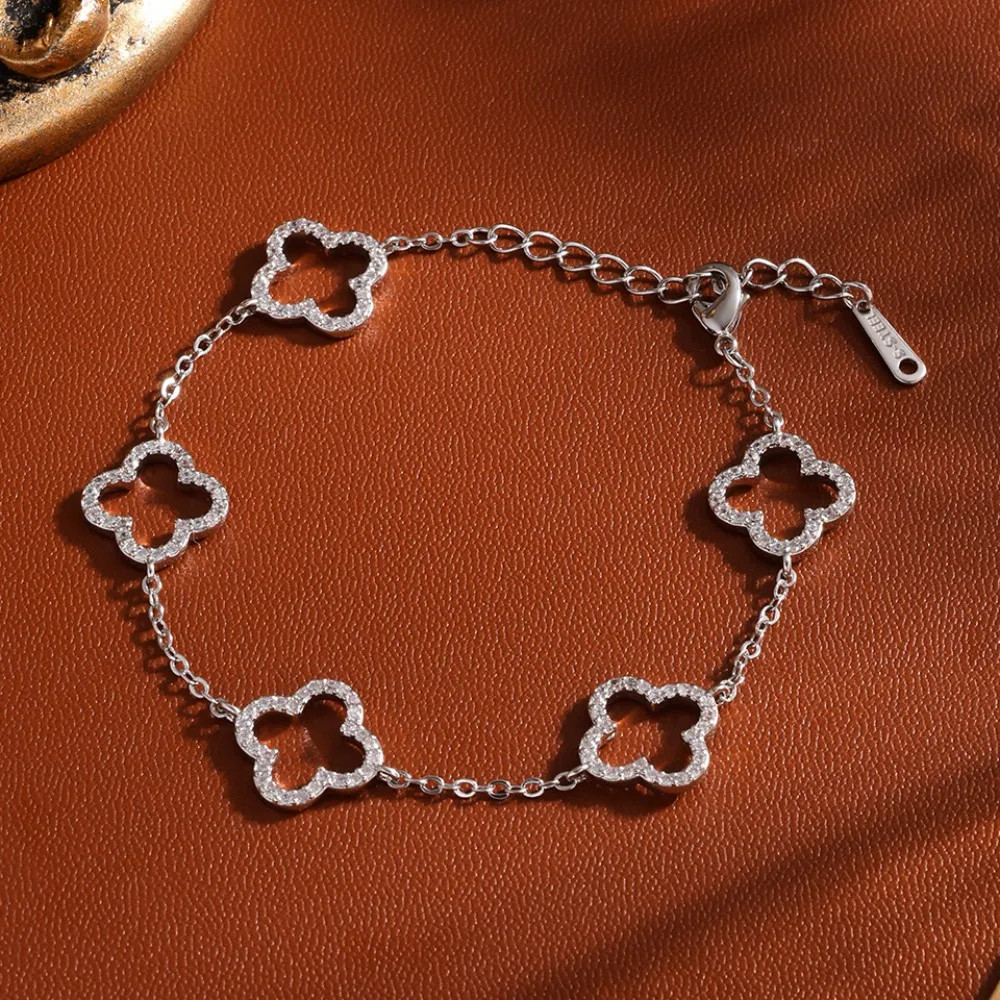 Elegant Female Stainless Steel Bracelet With Zircon Four-Leaf Clover Design.
