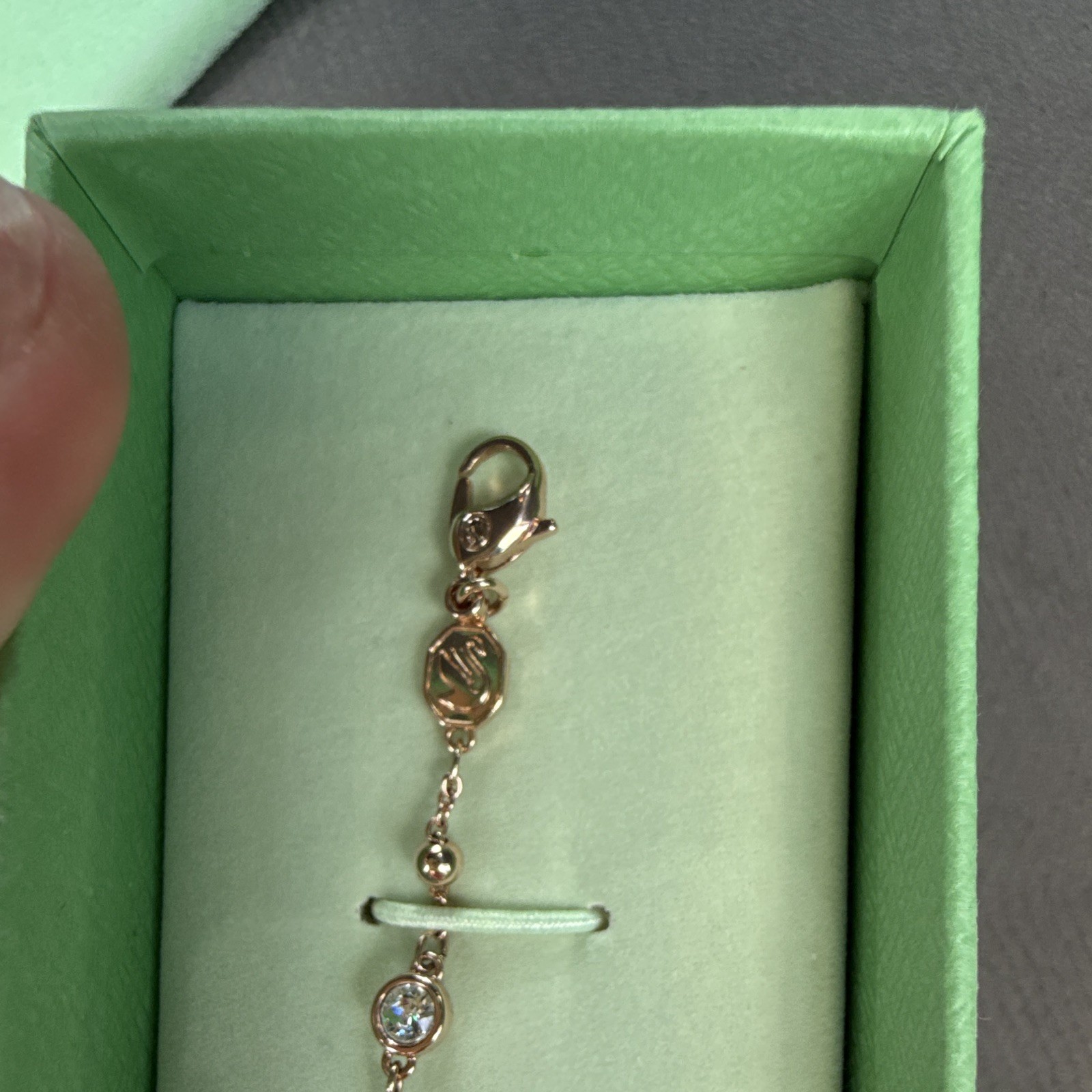 Swarovski Gold Tone Clear Round Crystal Chain Tennis Bracelet Lobster Clasp