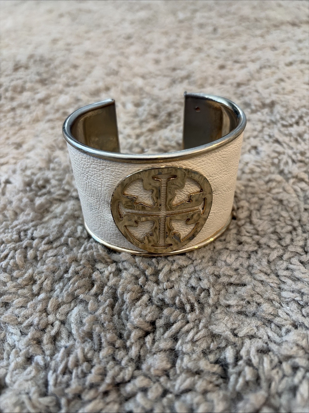 Tory Burch White Leather Cuff Bracelet Gold Tone Large Double T