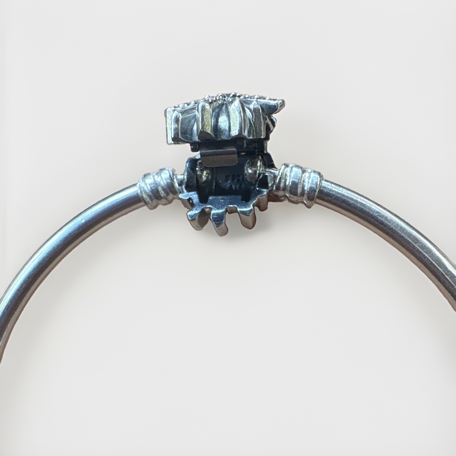 PANDORA S925 ALE Bangle Bracelet Starburst Pavé cubic zirconia Stones Clip Snap