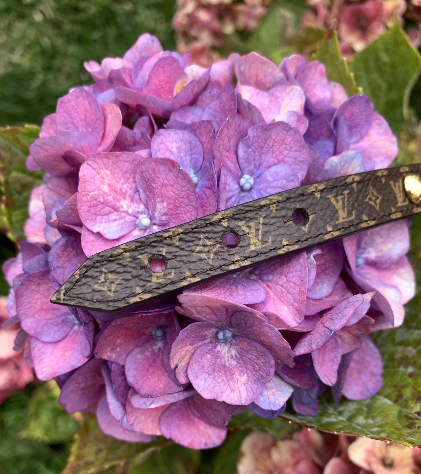 Louis Vuitton Monogram Blooming Leather Bracelet Gold Flower