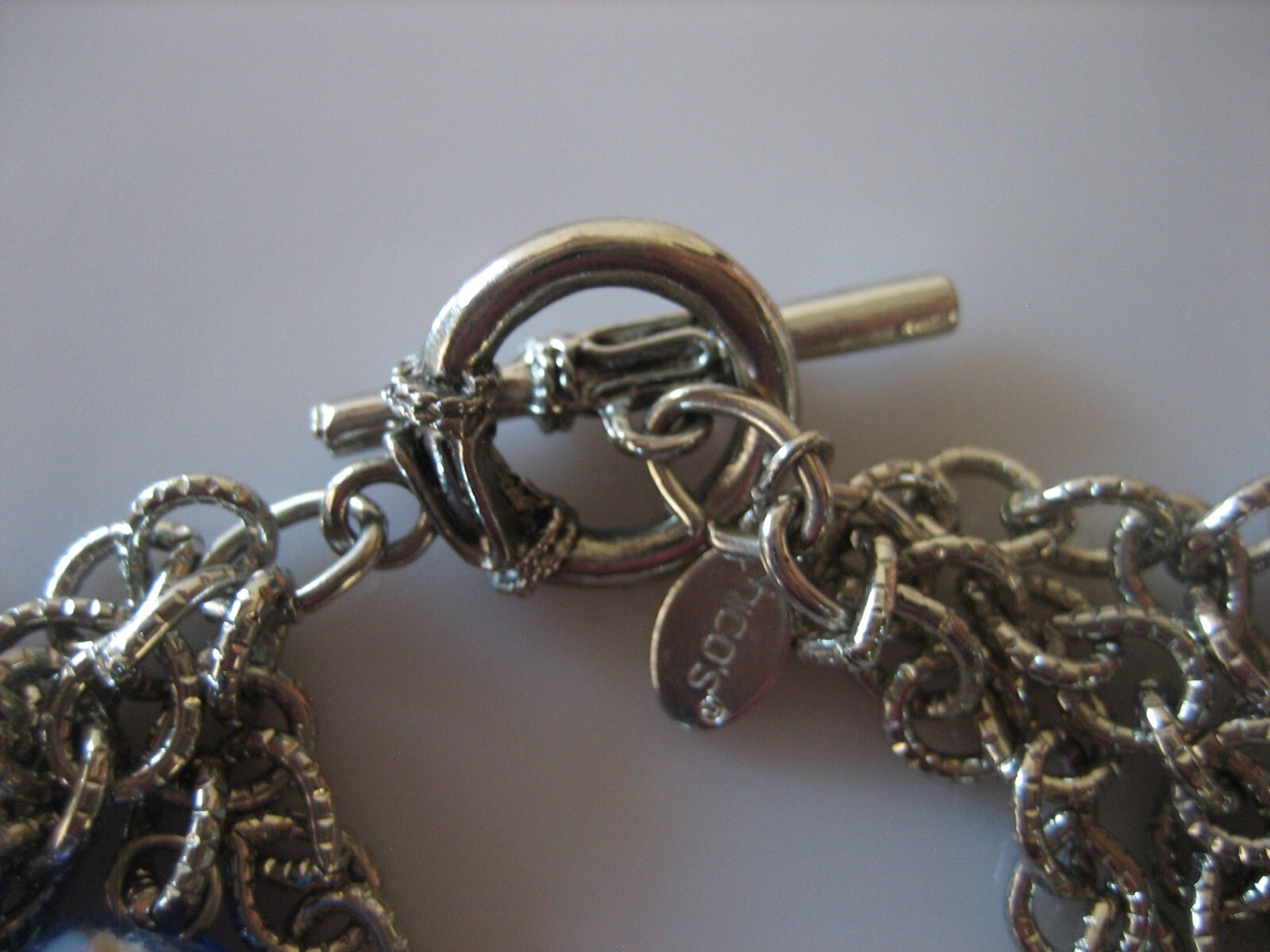 CHICO’S SILVER TONE 3 STRAND 8″ TOGGLE CHARM BRACELET