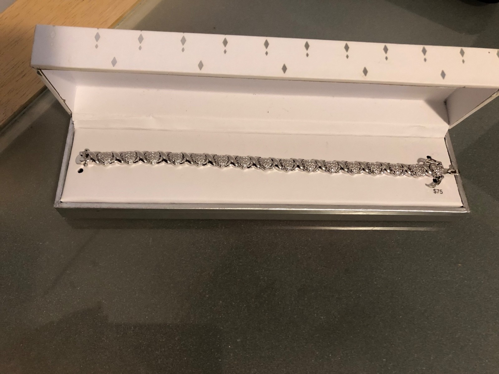 Khols Heart Bracelet still in original box, only worn a handful of times.