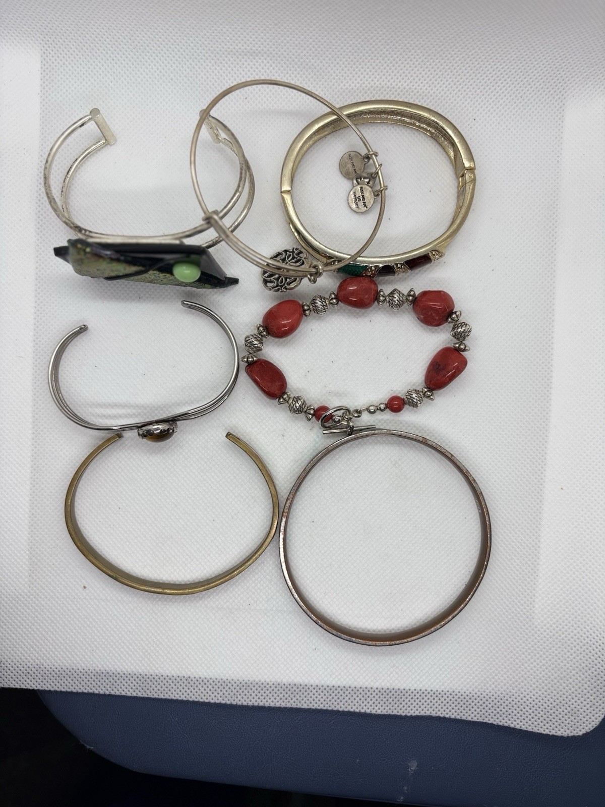 Mixed Bracelet Lot Vintage & Modern Bangle Cuff Charm Beaded Estate Jewelry