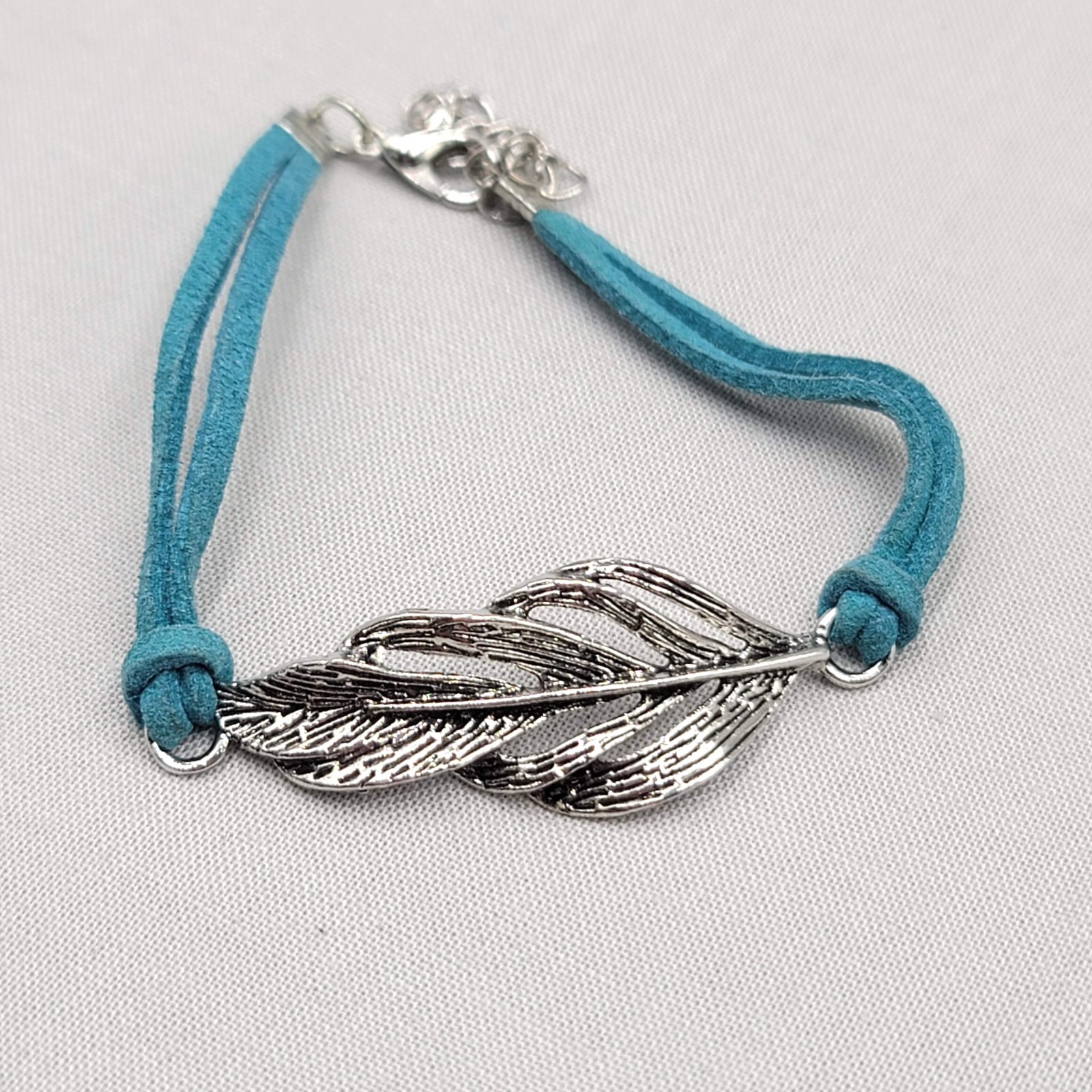Silver tone Metal Feather Bracelet Blue Suede Leather Cord 7″-8″