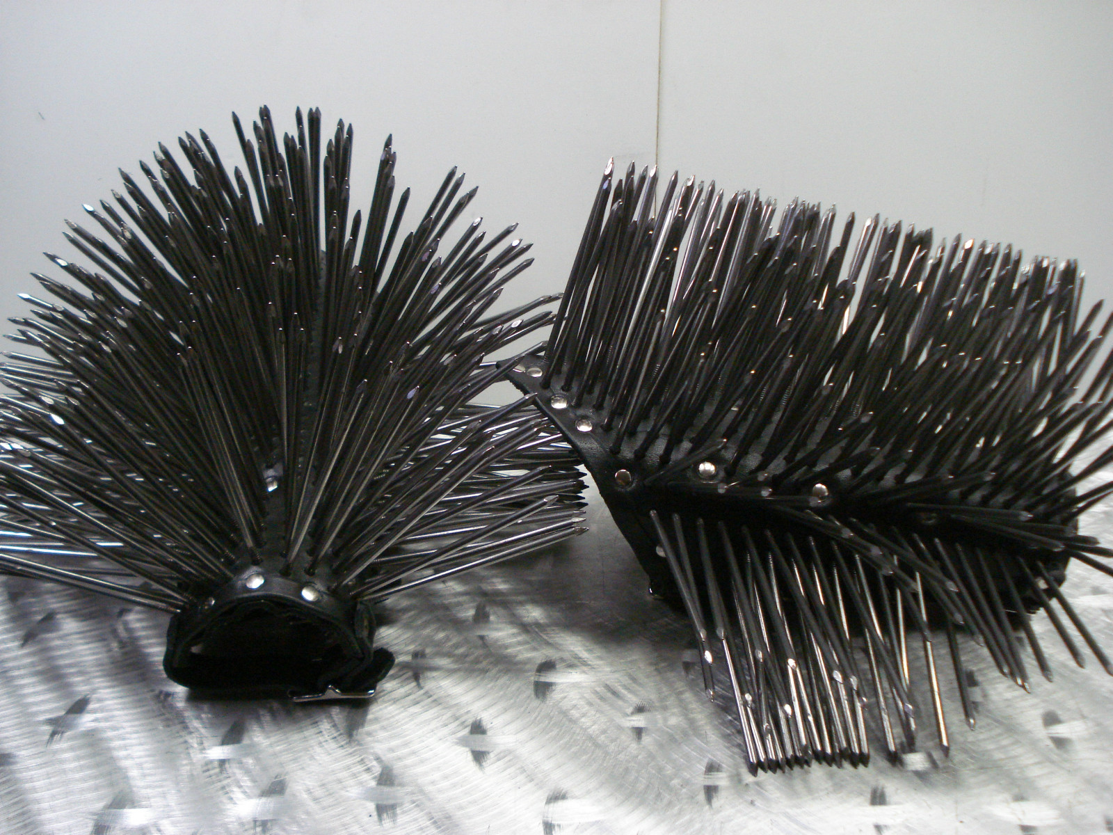 LEATHER NAILED GAUNTLETS… BLACK METAL… (MDLG0085)….. MUTIILATION’S