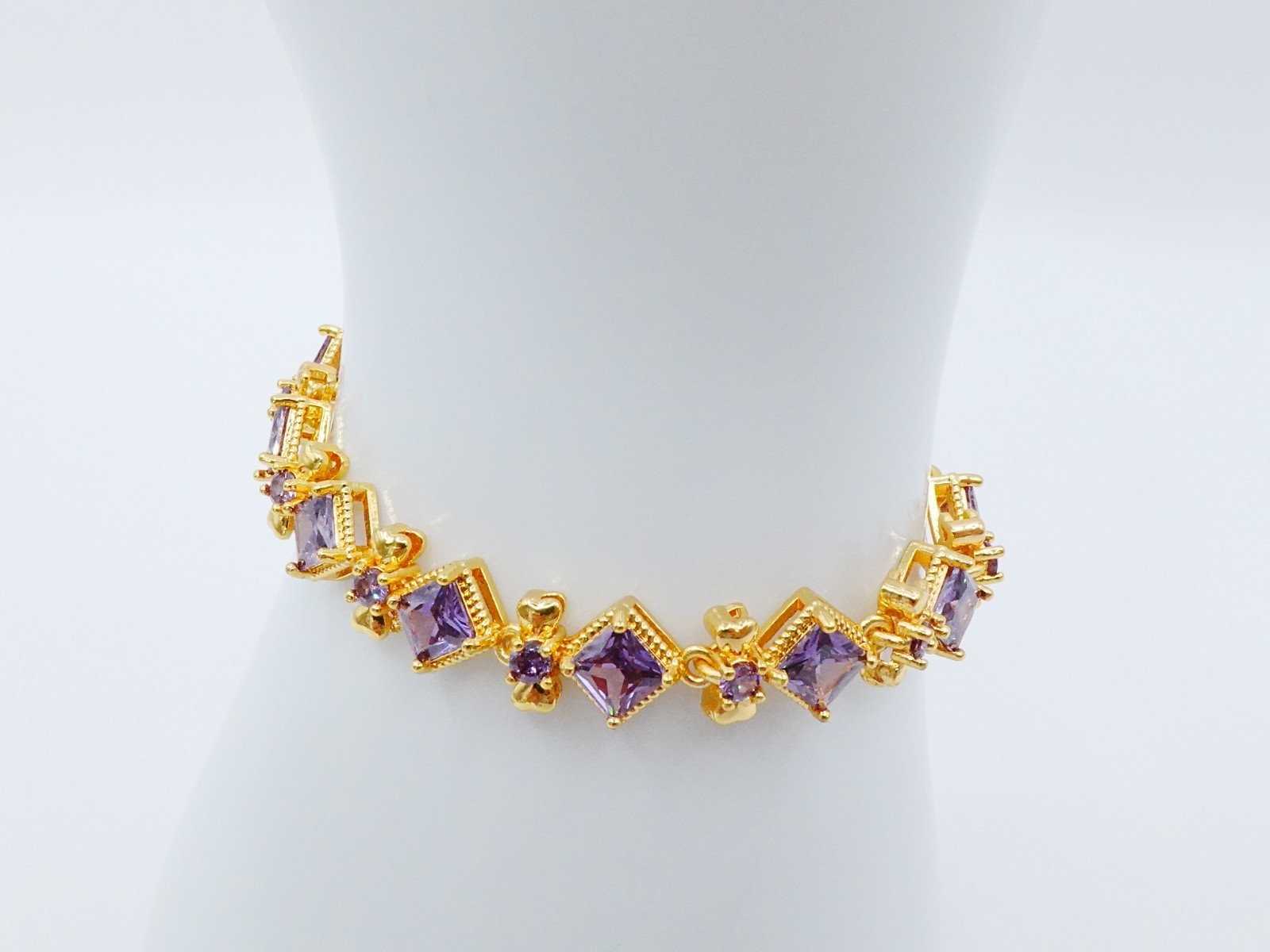 Bracelet Beautiful Purple Gemstone 24K Yellow Gold Plated 6″ Women Jewelry
