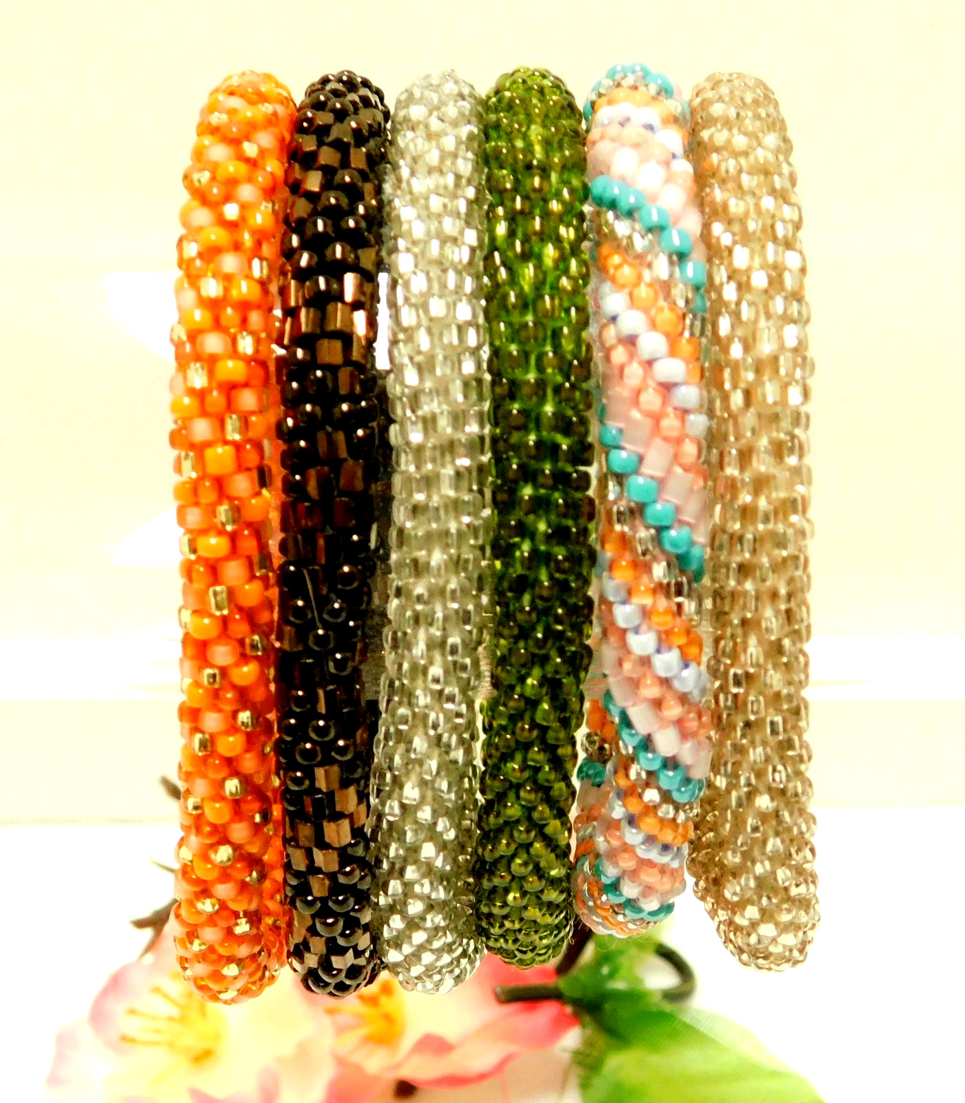 NEPALESE HANDCRAFTED GLASS SEED BEAD SPRING BOHO FASHION BRACELETS