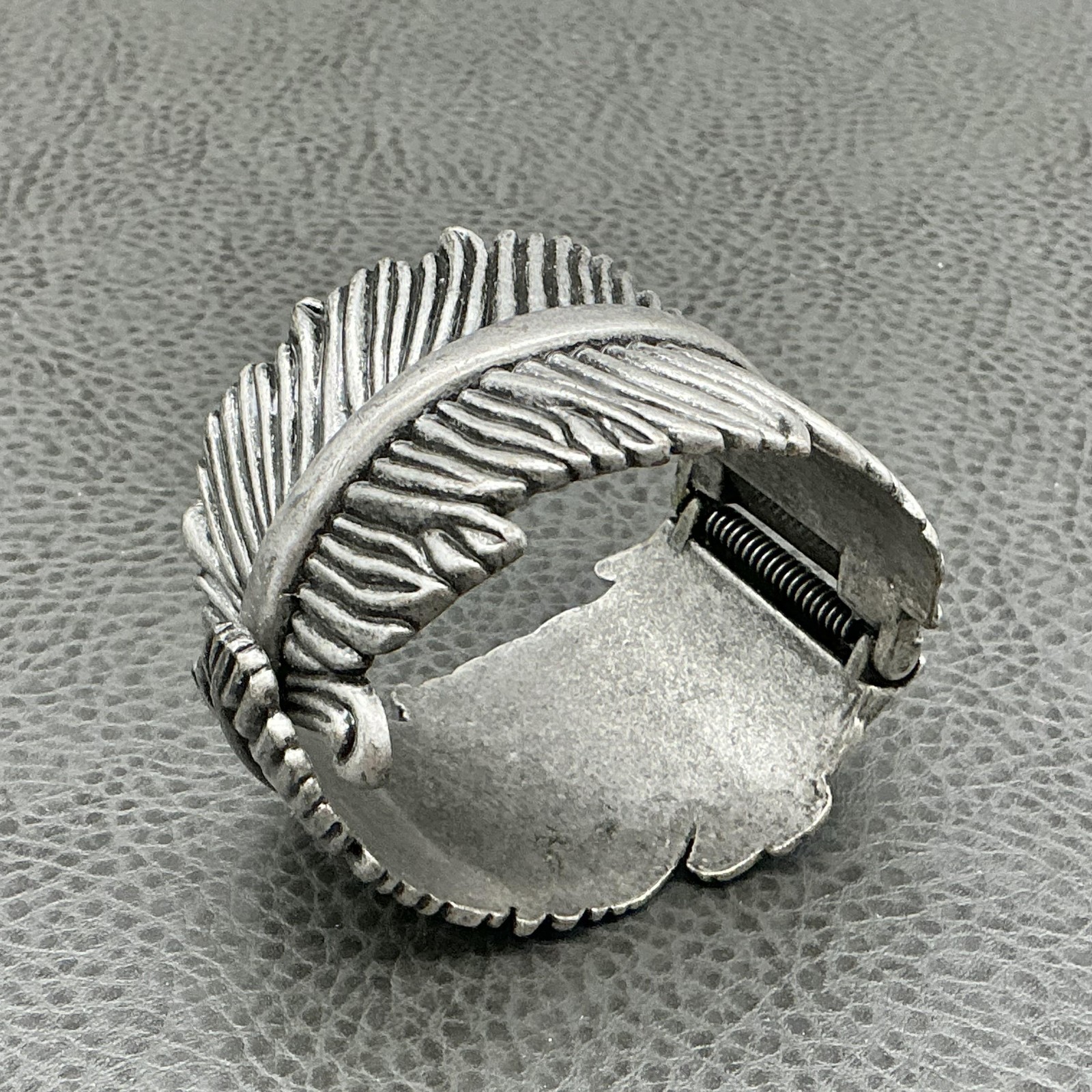 Bracelet Silver Tone Feather Leaf Wide Cuff Womens 7 In Nature Snap Jewelry